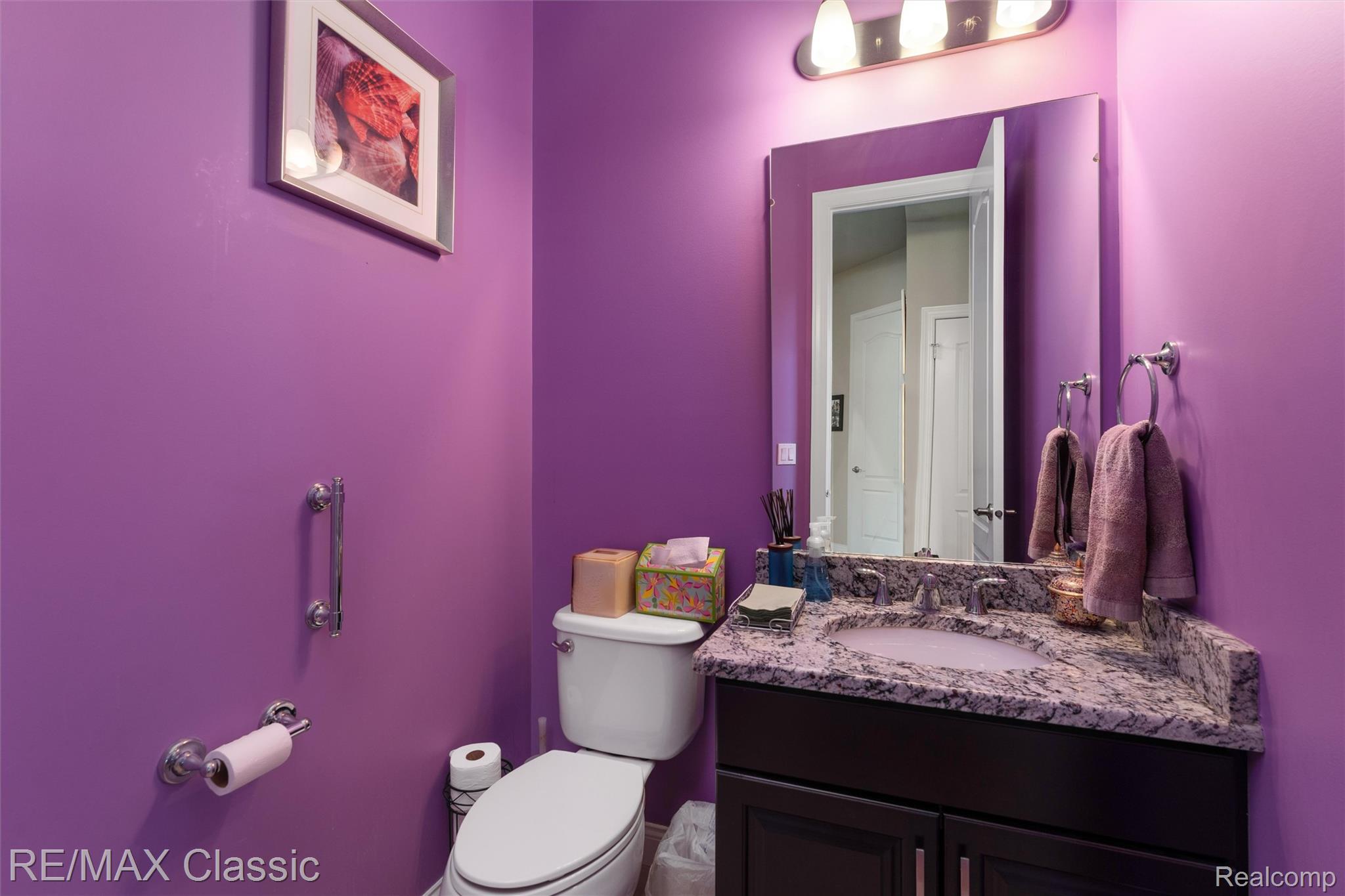 Novi, Michigan, 48374, United States, 5 Bedrooms Bedrooms, ,5 BathroomsBathrooms,Residential,Pending,2052115