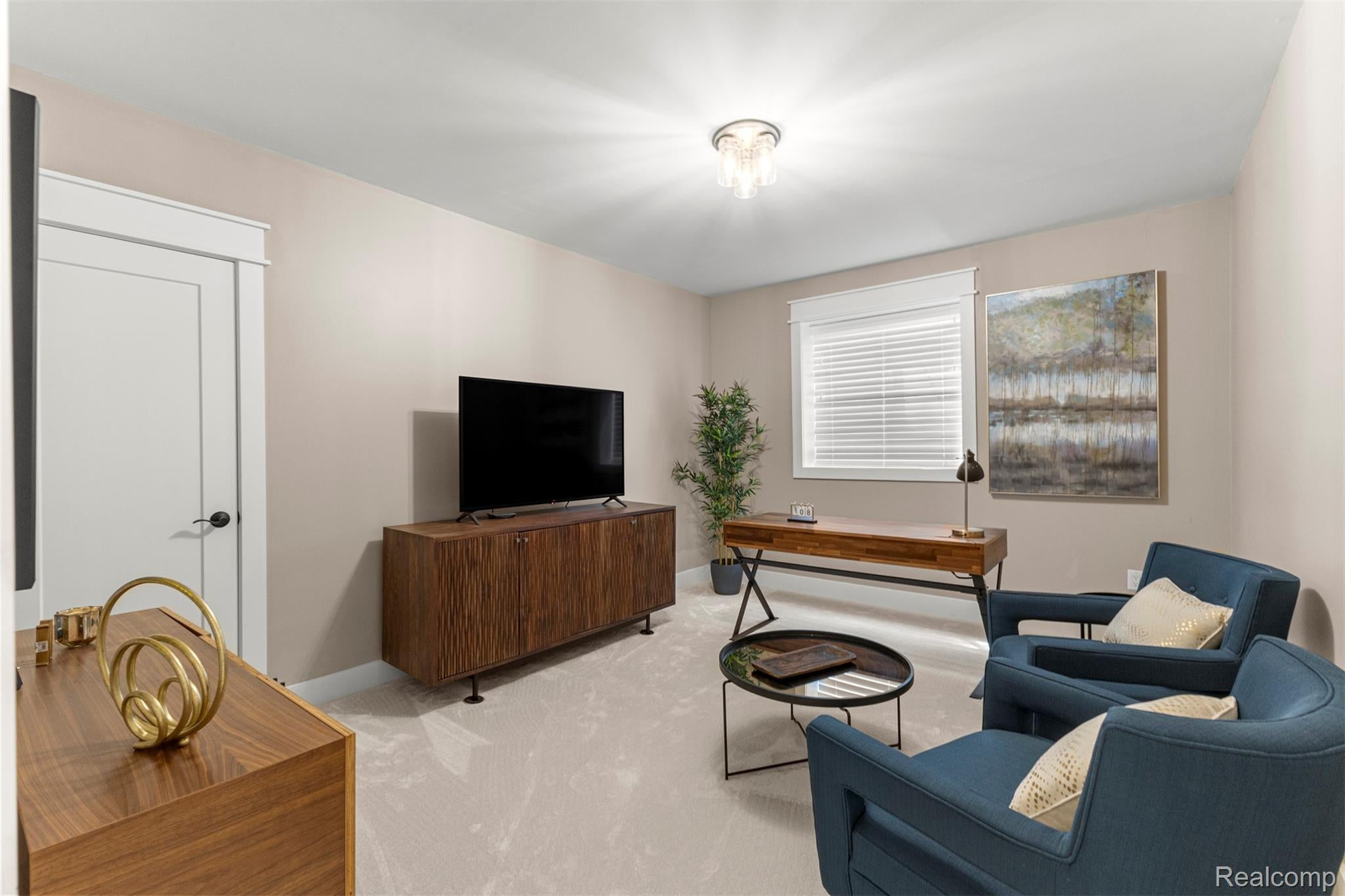 Northville, Michigan, 48168, United States, 5 Bedrooms Bedrooms, ,6 BathroomsBathrooms,Residential,Active,1913964