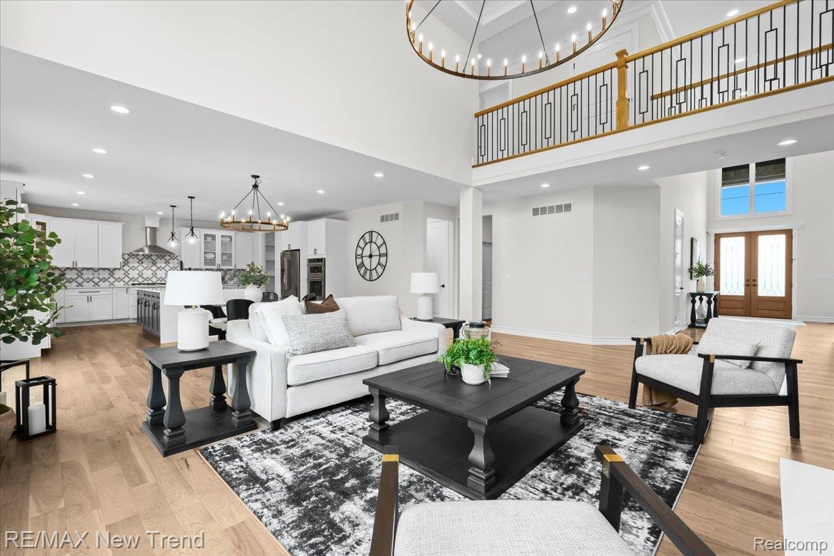 Farmingtonhills, Michigan, 48336, United States, 5 Bedrooms Bedrooms, ,5 BathroomsBathrooms,Residential,Active,1985604