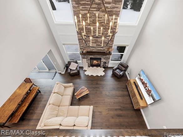 Milford, Michigan, 48380, United States, 5 Bedrooms Bedrooms, ,6 BathroomsBathrooms,Residential,Active,2015845
