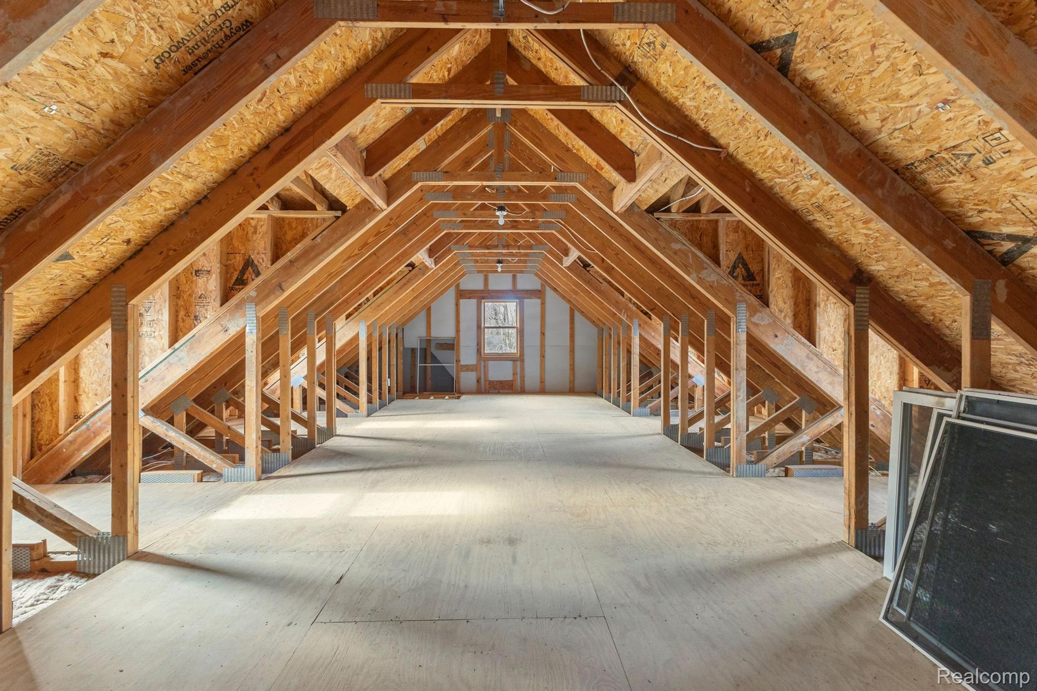 Annarbor, Michigan, 48105, United States, 5 Bedrooms Bedrooms, ,5 BathroomsBathrooms,Residential,Active,1899239