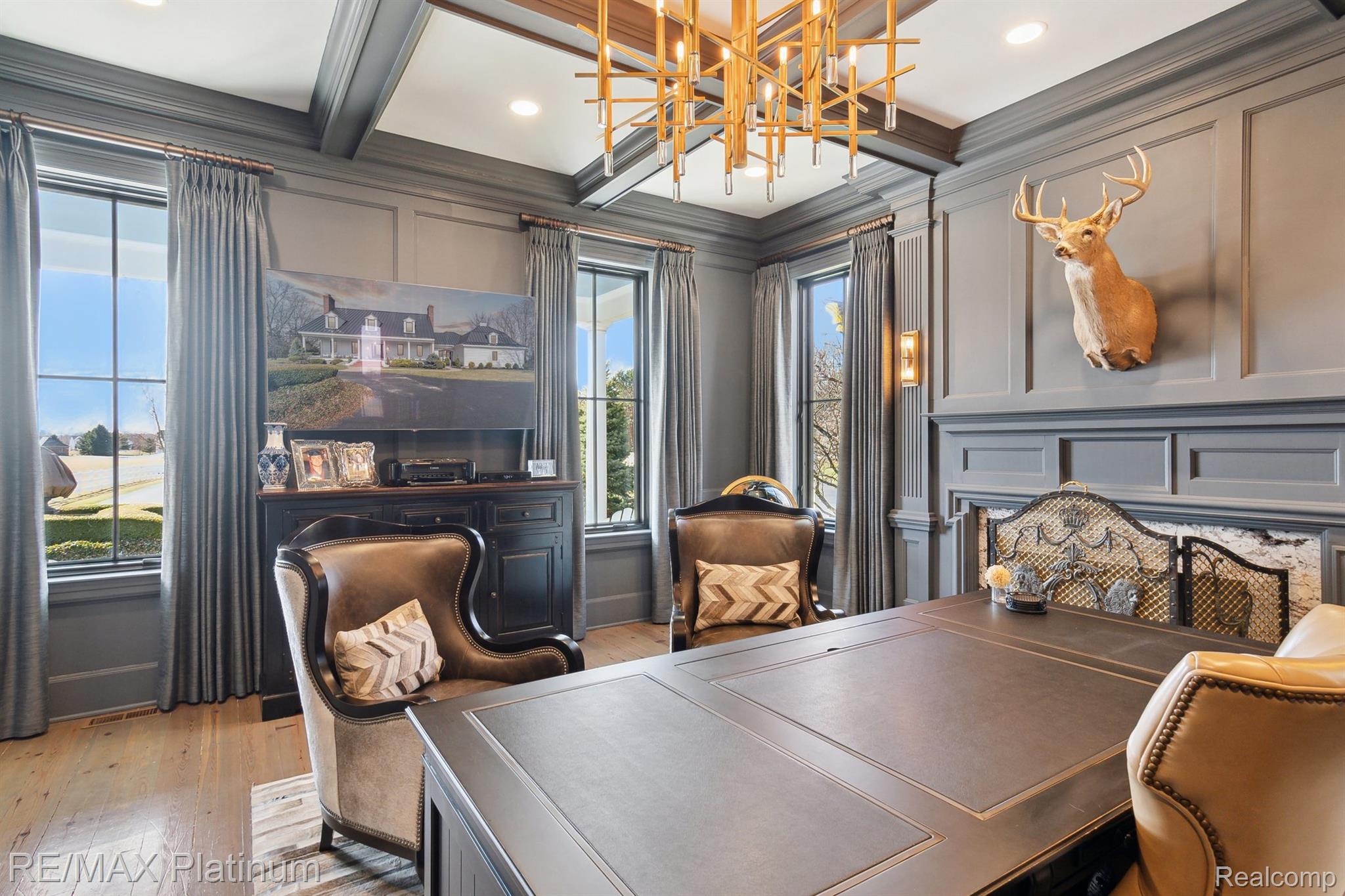 Pinckney, Michigan, 48169, United States, 5 Bedrooms Bedrooms, ,7 BathroomsBathrooms,Residential,Active,2014605