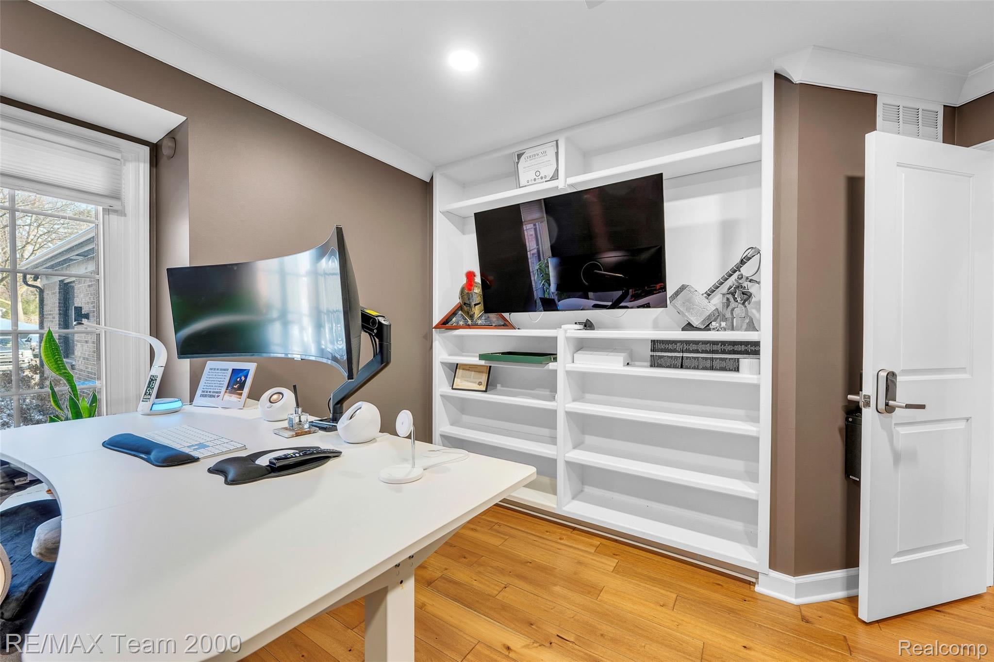 Dearborn, Michigan, 48124, United States, 4 Bedrooms Bedrooms, ,4 BathroomsBathrooms,Residential,Active,1985553