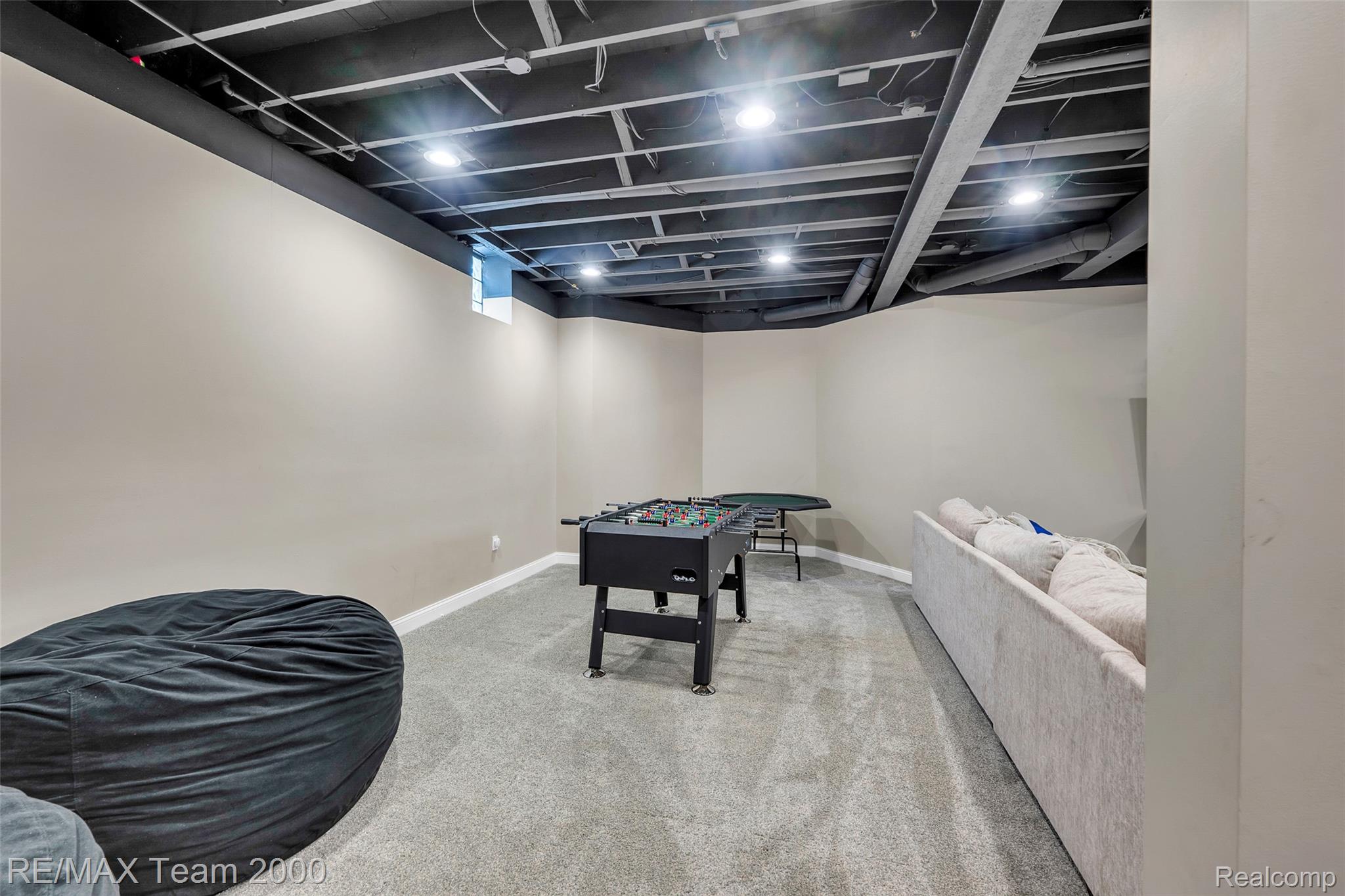 Dearborn, Michigan, 48124, United States, 4 Bedrooms Bedrooms, ,4 BathroomsBathrooms,Residential,Active,1985553