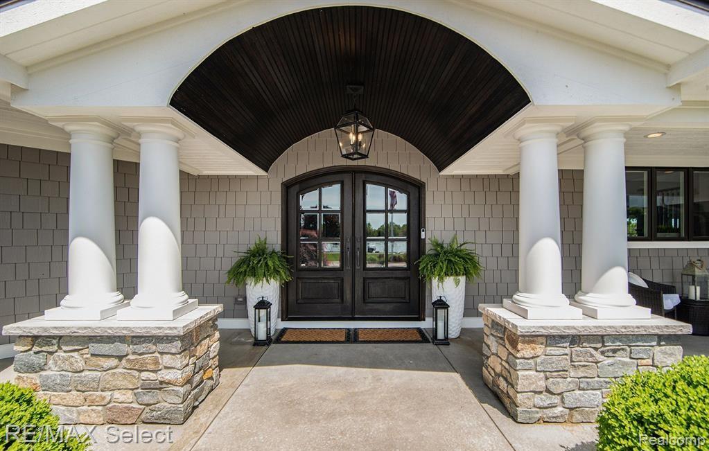 Fenton, Michigan, 48430, United States, 4 Bedrooms Bedrooms, ,4 BathroomsBathrooms,Residential,Active,2015817