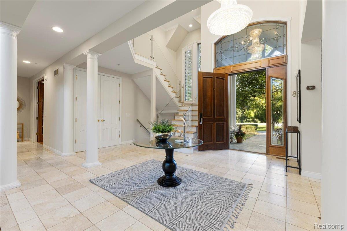 Rochester, Michigan, 48306, United States, 5 Bedrooms Bedrooms, ,6 BathroomsBathrooms,Residential,Active,2009426