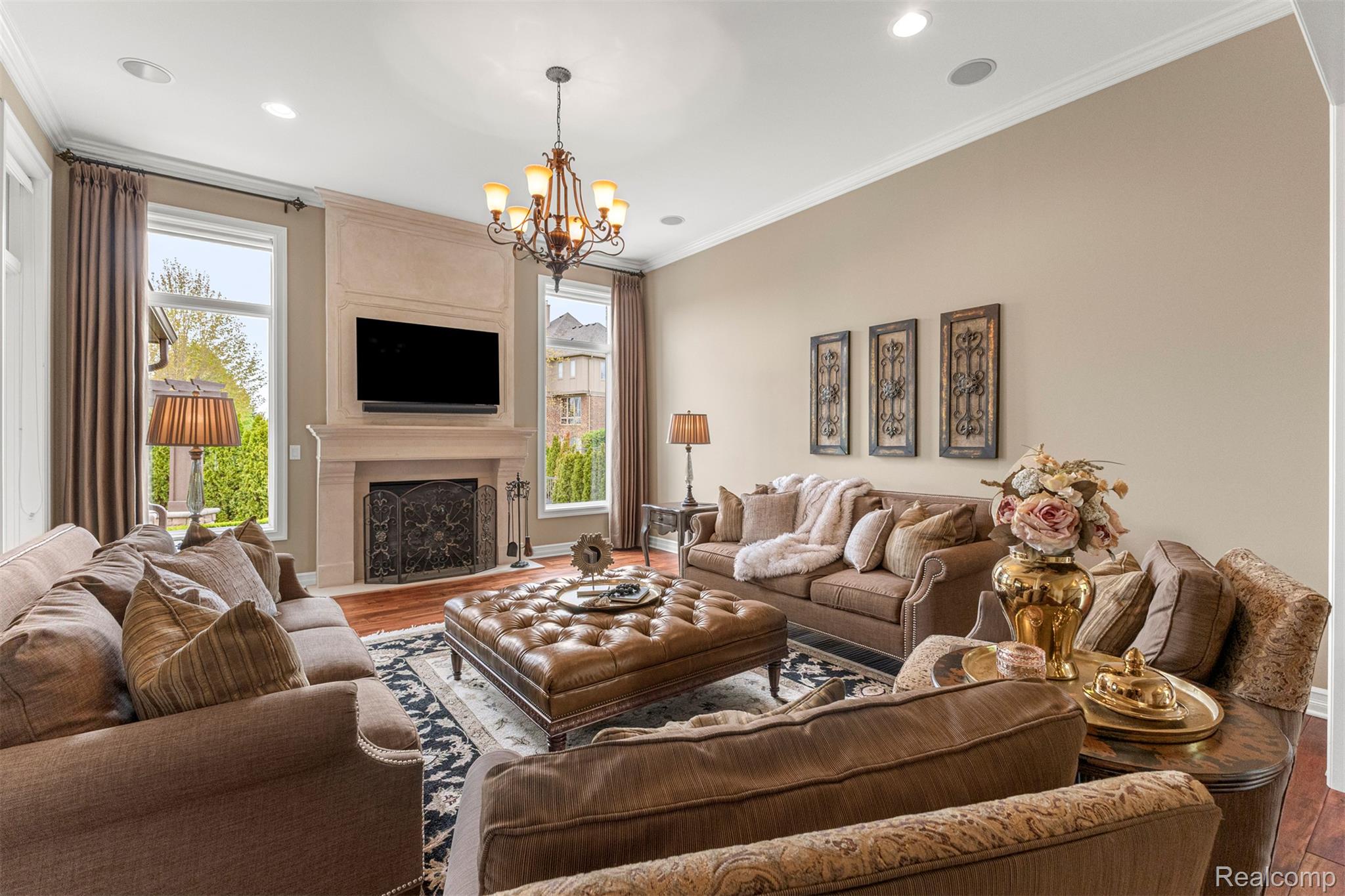Northville, Michigan, 48167, United States, 4 Bedrooms Bedrooms, ,4 BathroomsBathrooms,Residential,Active,2052116