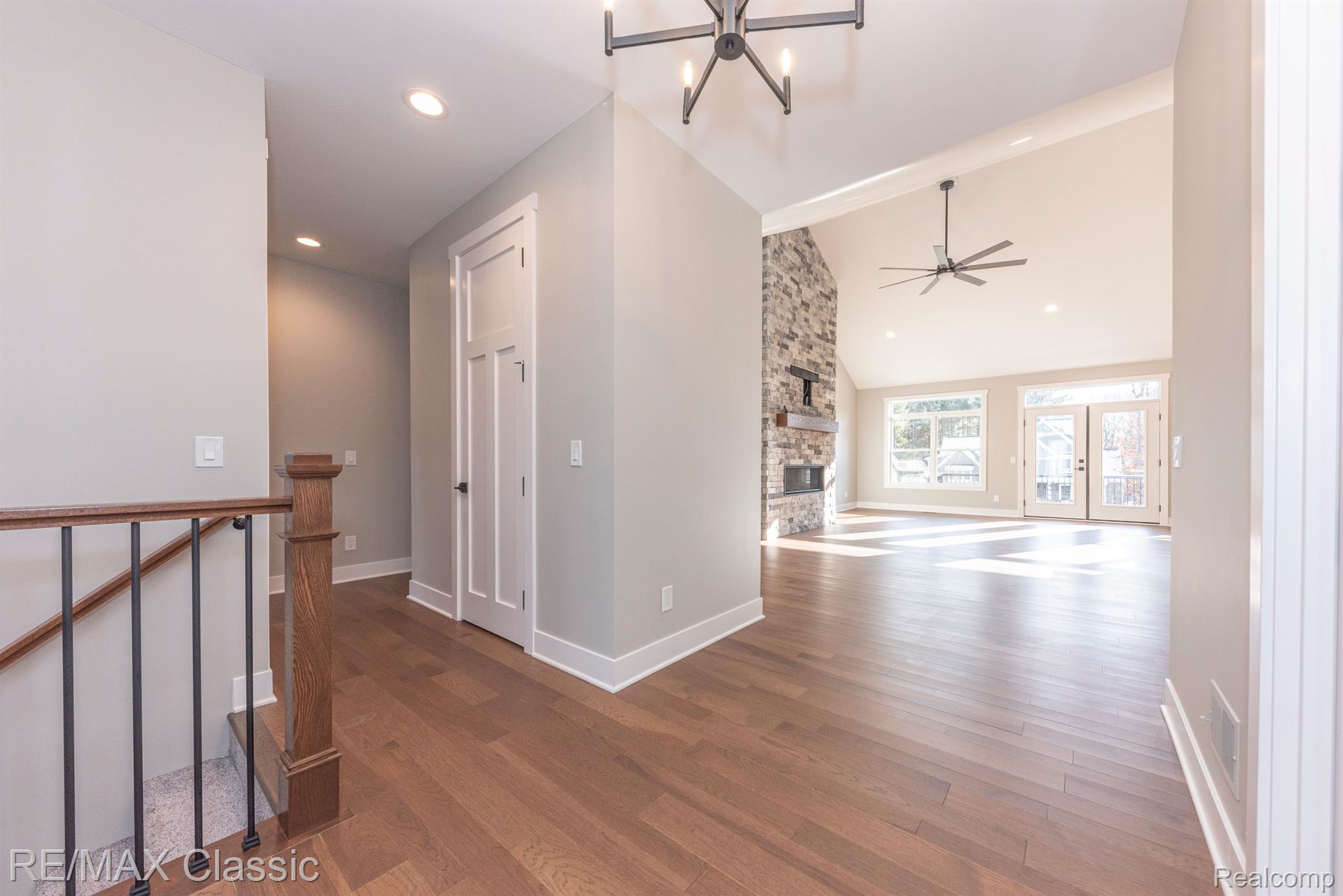 Dexter, Michigan, 48130, United States, 5 Bedrooms Bedrooms, ,6 BathroomsBathrooms,Residential,Active,1820362