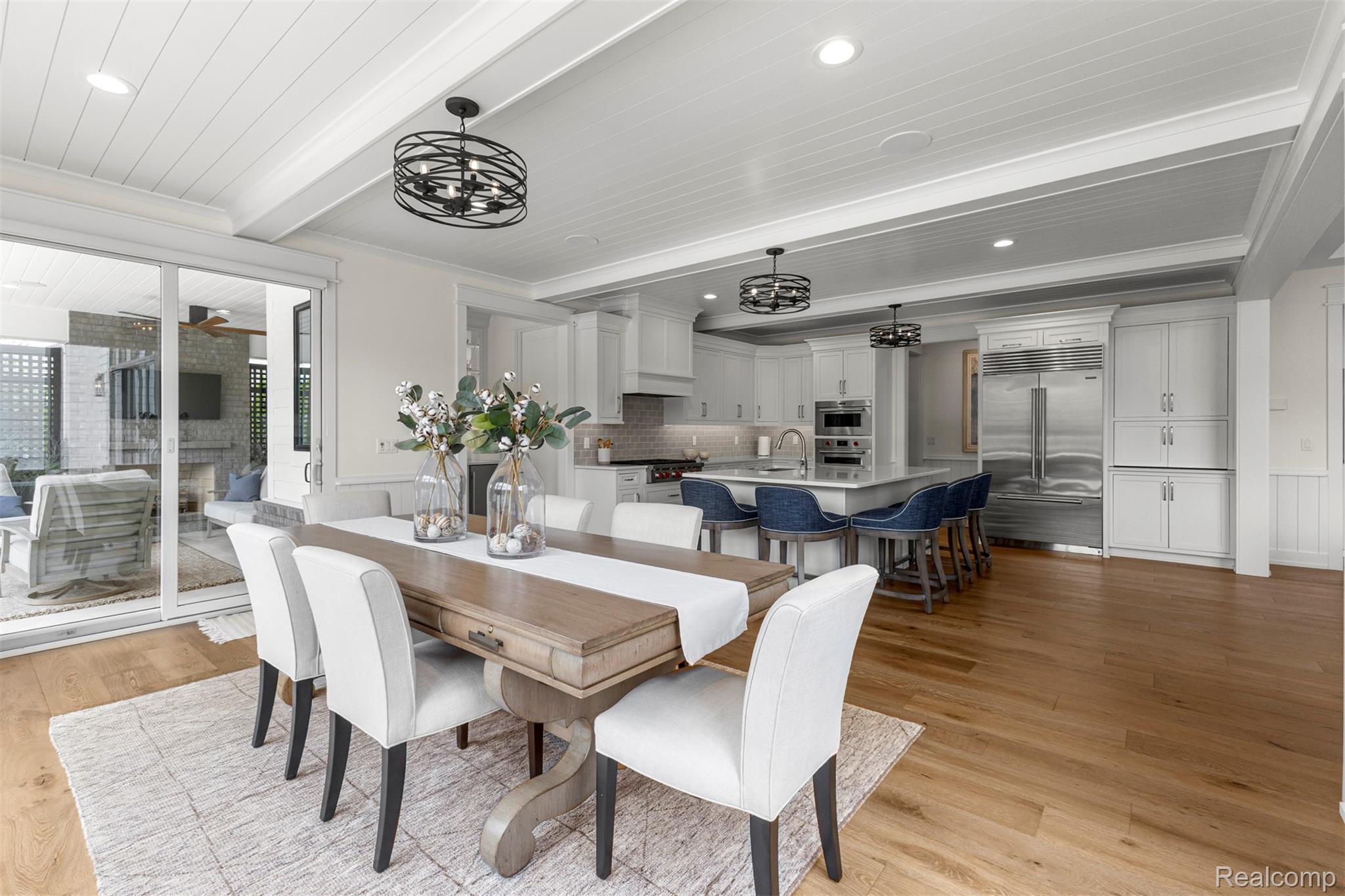 Northville, Michigan, 48168, United States, 5 Bedrooms Bedrooms, ,6 BathroomsBathrooms,Residential,Active,1913964