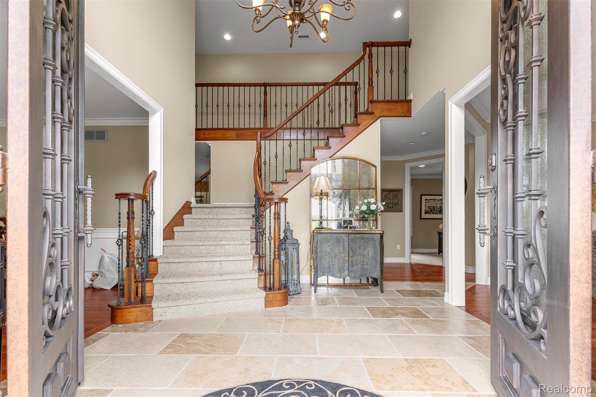 Northville, Michigan, 48167, United States, 4 Bedrooms Bedrooms, ,4 BathroomsBathrooms,Residential,Active,2052116
