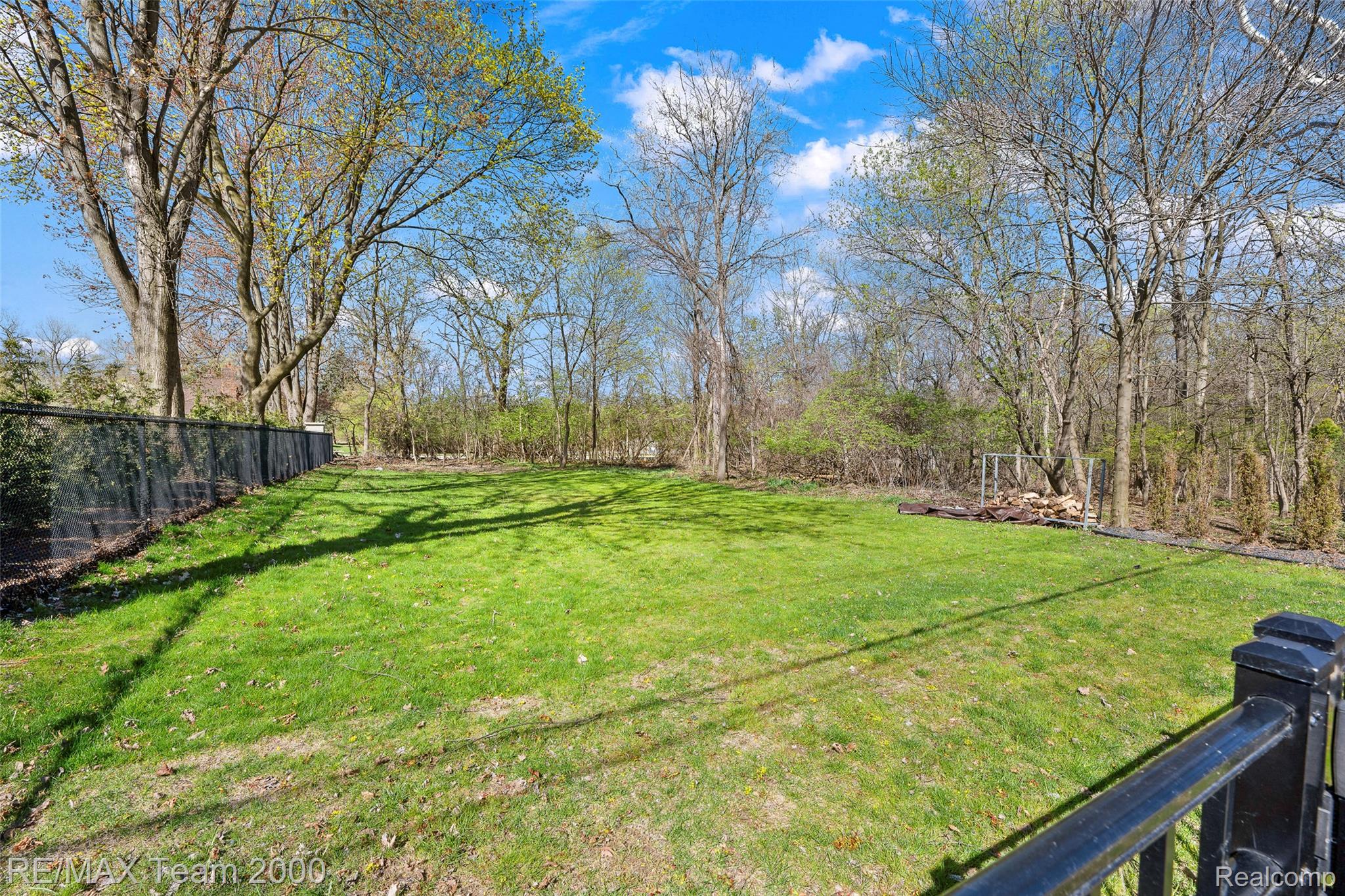 Dearborn, Michigan, 48124, United States, 4 Bedrooms Bedrooms, ,4 BathroomsBathrooms,Residential,Active,1985553