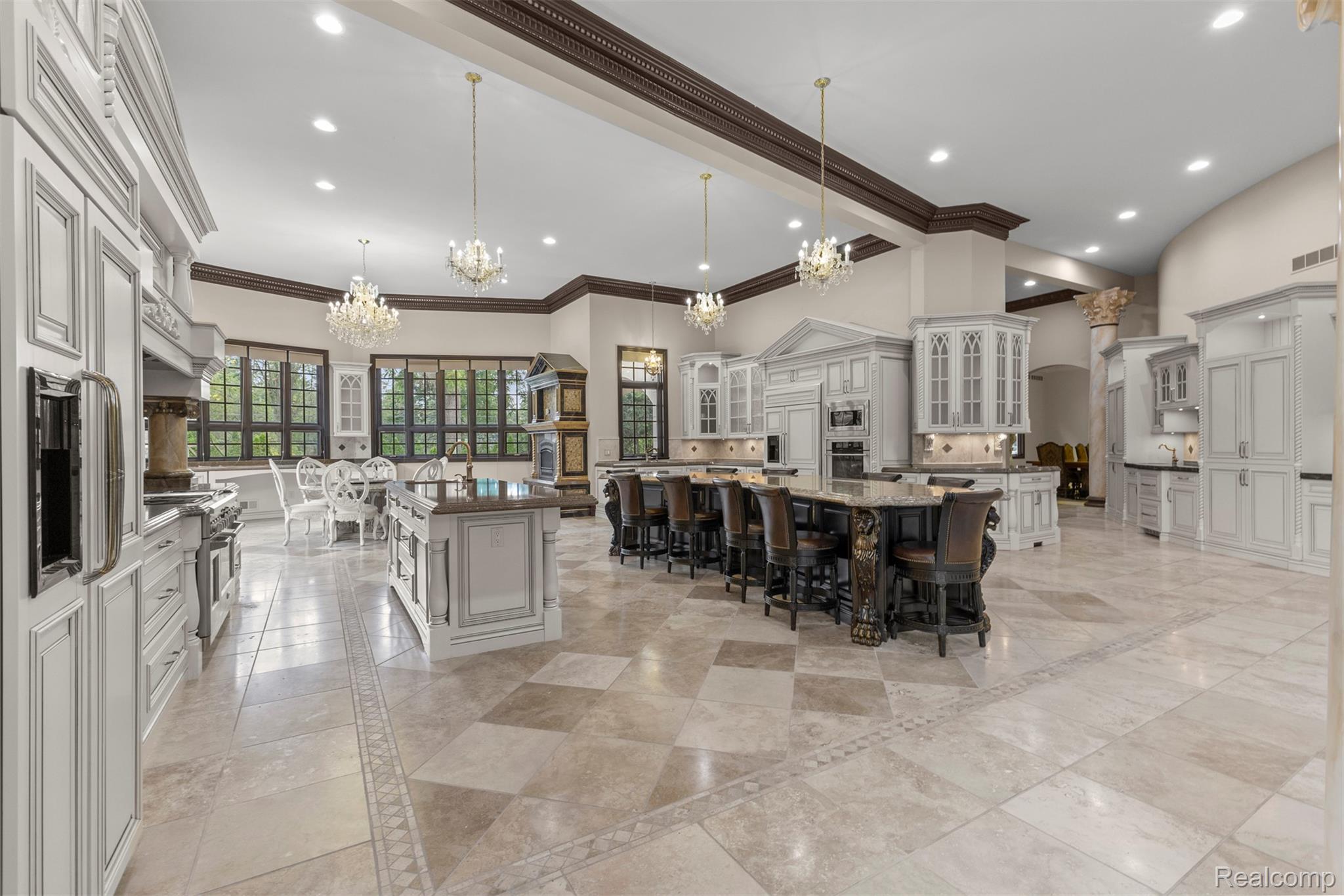 Northville, Michigan, 48168, United States, 9 Bedrooms Bedrooms, ,14 BathroomsBathrooms,Residential,Active,1904136