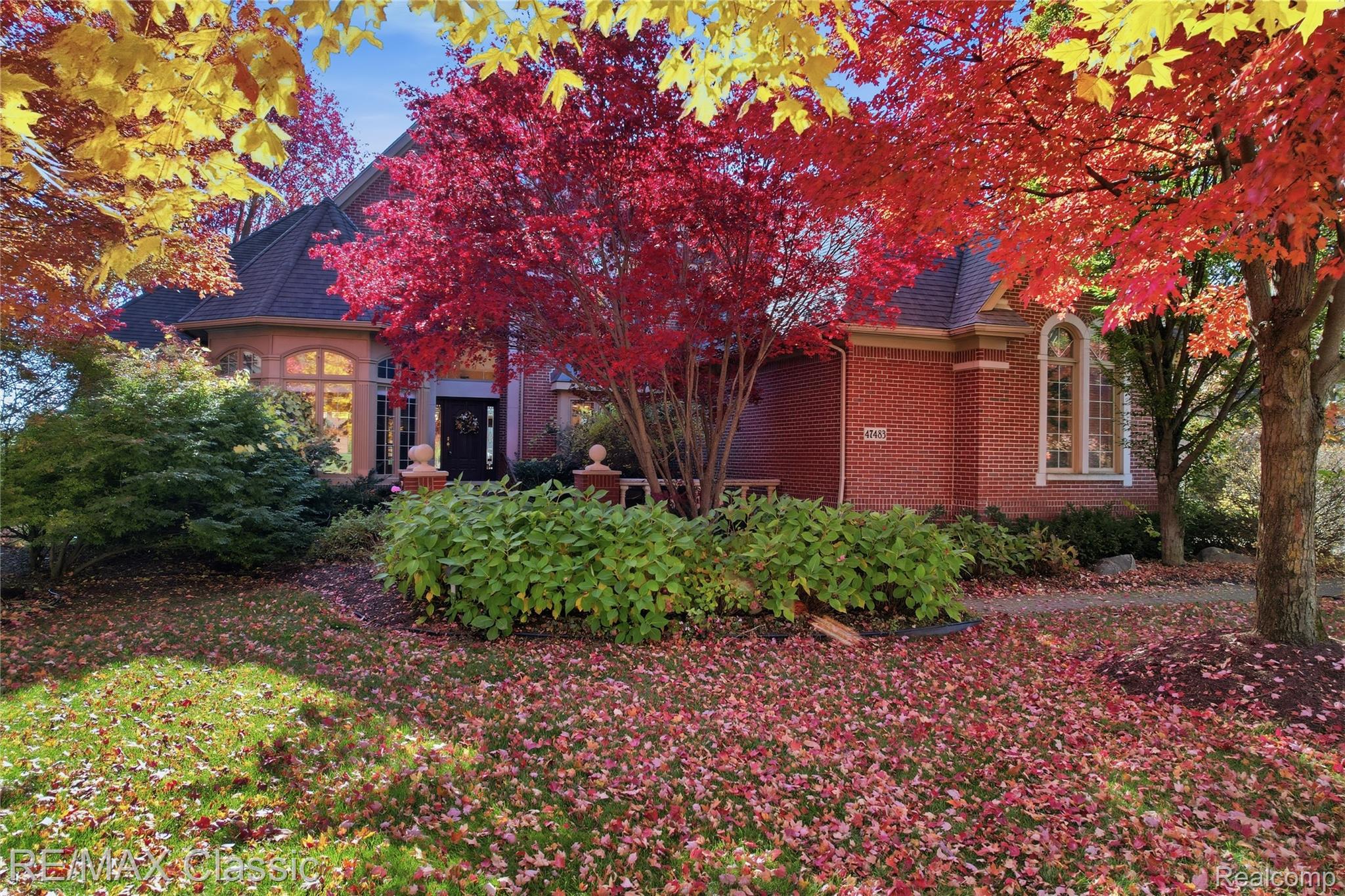 Novi, Michigan, 48374, United States, 4 Bedrooms Bedrooms, ,6 BathroomsBathrooms,Residential,Active,1973284