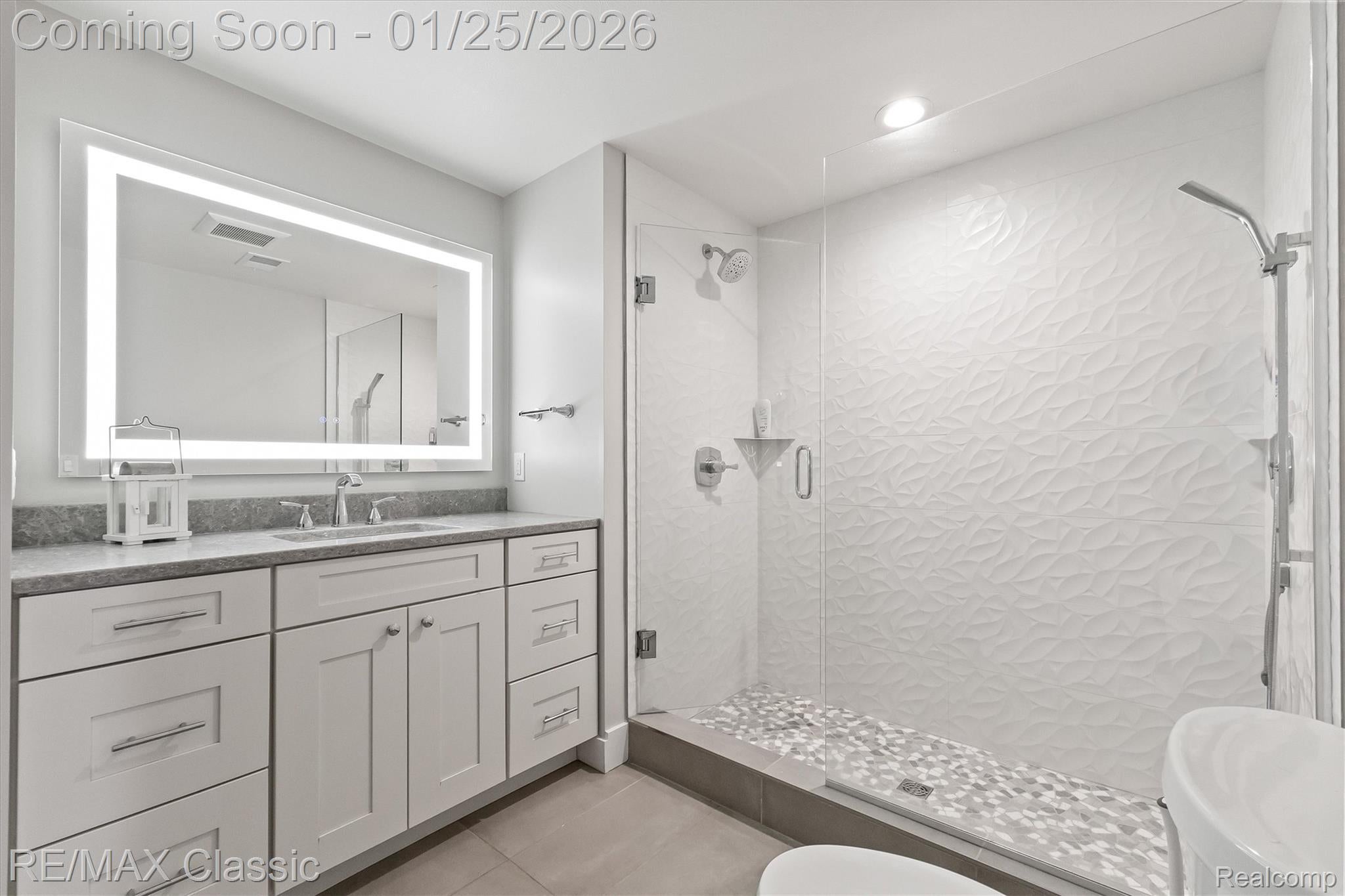 Whitehall, Michigan, 49461, United States, 5 Bedrooms Bedrooms, ,6 BathroomsBathrooms,Residential,Active,2012808