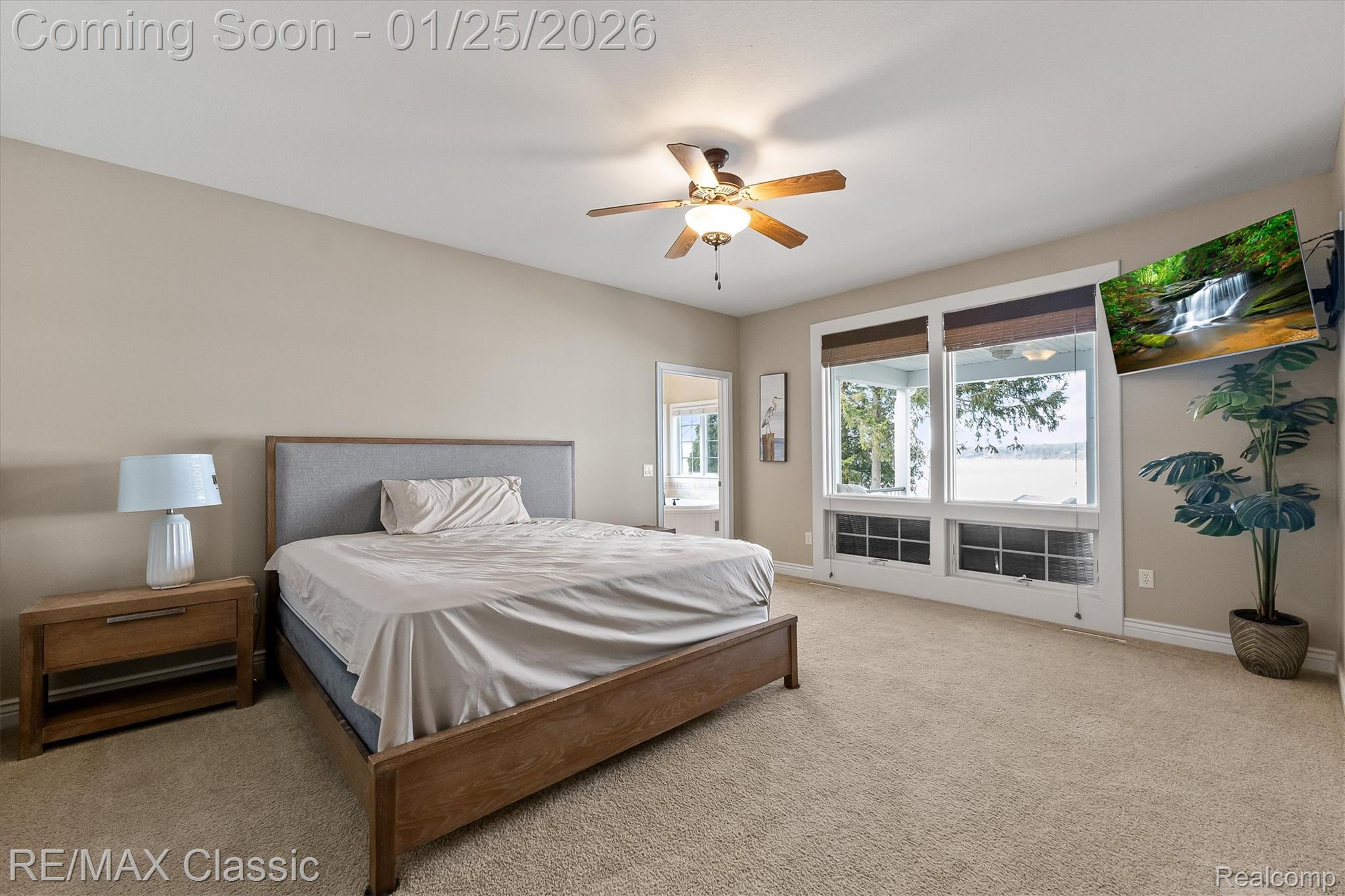 Whitehall, Michigan, 49461, United States, 5 Bedrooms Bedrooms, ,6 BathroomsBathrooms,Residential,Active,2012808