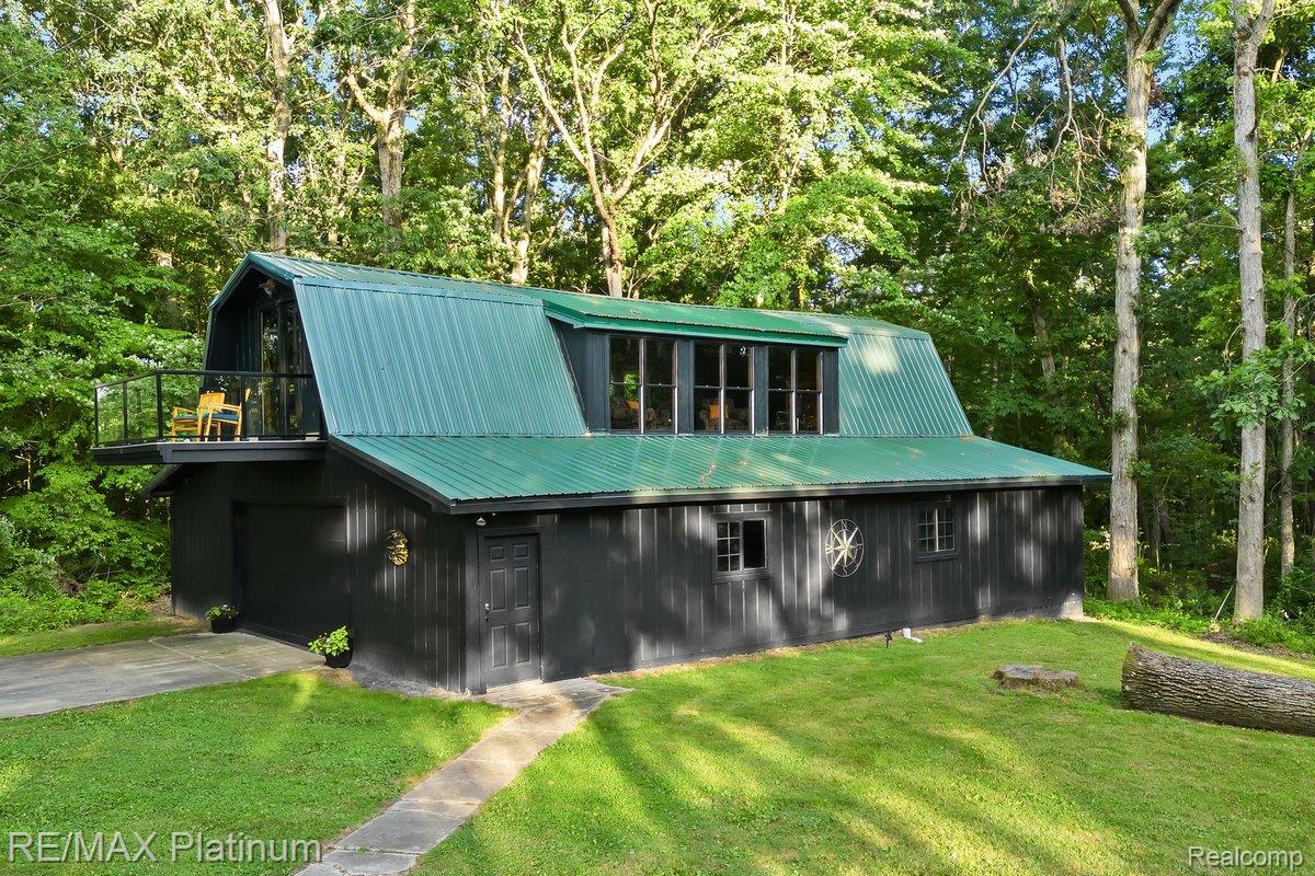 Howell, Michigan, 48843, United States, 4 Bedrooms Bedrooms, ,6 BathroomsBathrooms,Residential,Active,1973360