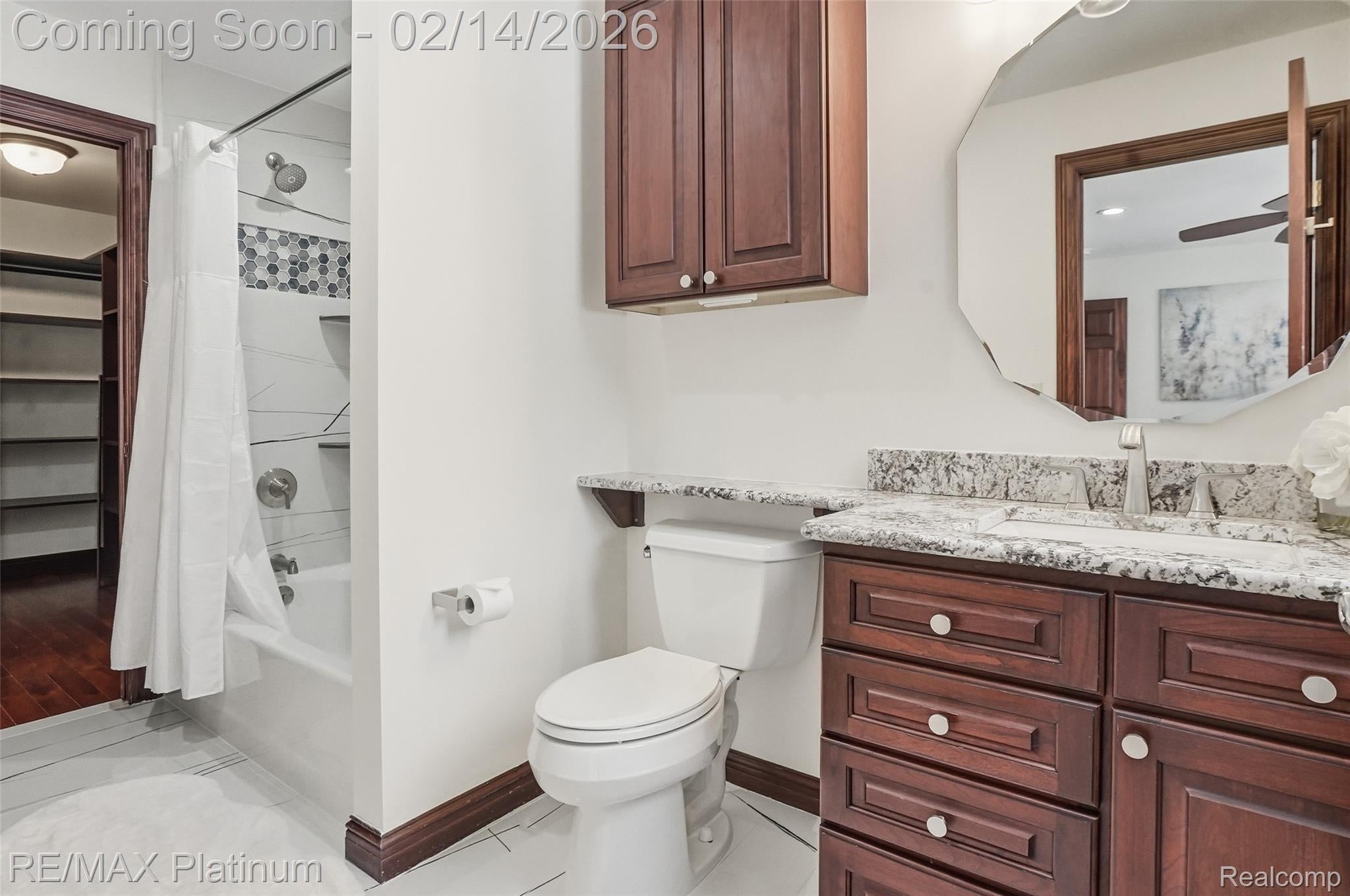 Whitmorelake, Michigan, 48189, United States, 6 Bedrooms Bedrooms, ,6 BathroomsBathrooms,Residential,Active,2018190