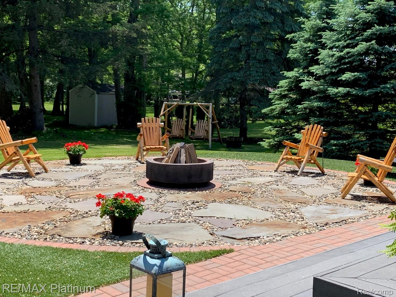 Brighton, Michigan, 48116, United States, 2 Bedrooms Bedrooms, ,2 BathroomsBathrooms,Residential,Active,2007644