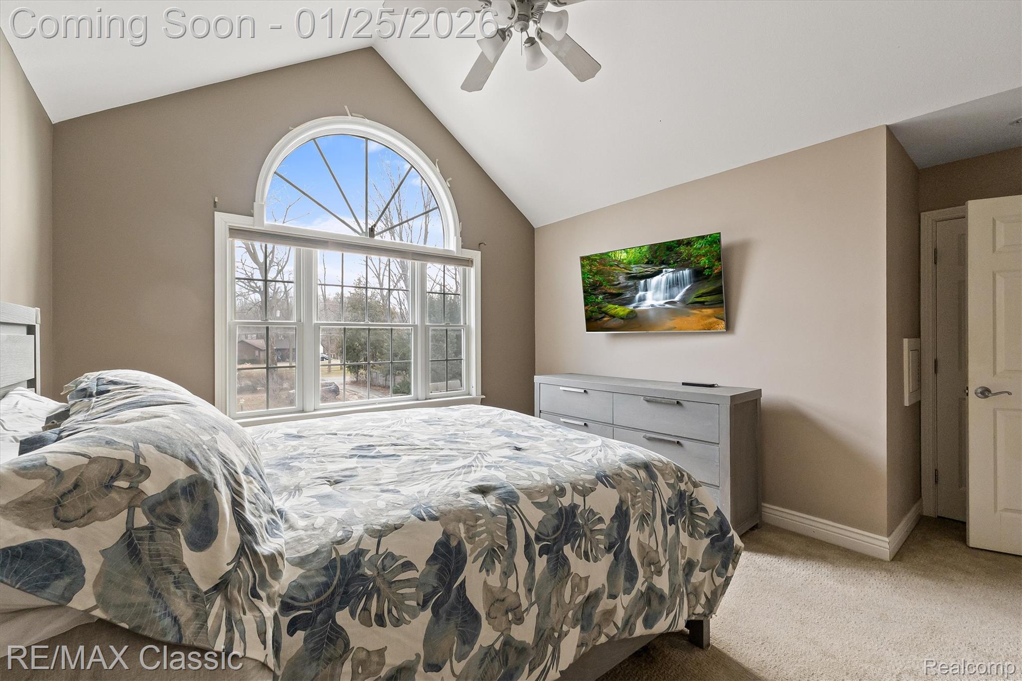 Whitehall, Michigan, 49461, United States, 5 Bedrooms Bedrooms, ,6 BathroomsBathrooms,Residential,Active,2012808