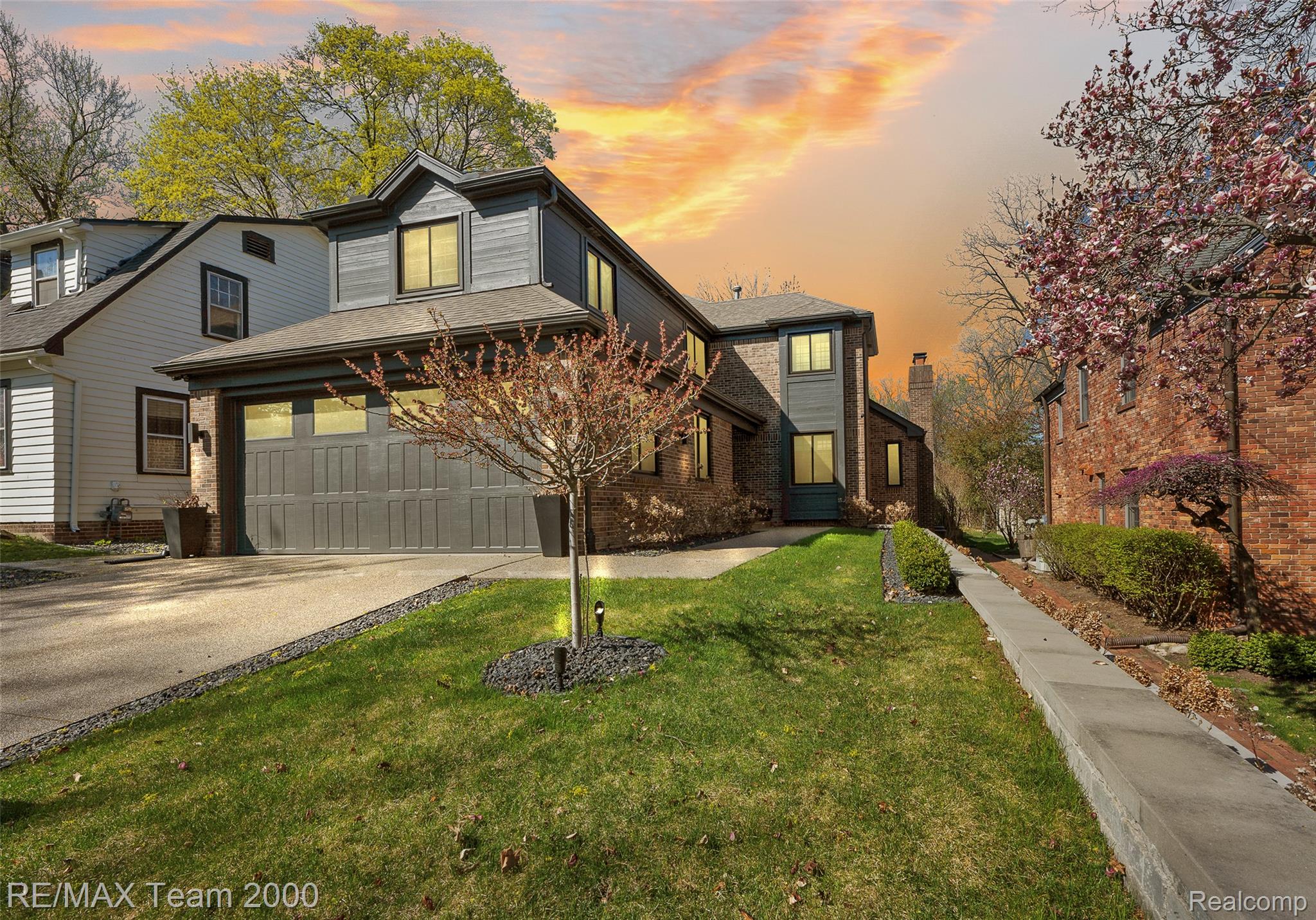 Dearborn, Michigan, 48124, United States, 4 Bedrooms Bedrooms, ,4 BathroomsBathrooms,Residential,Active,1985553