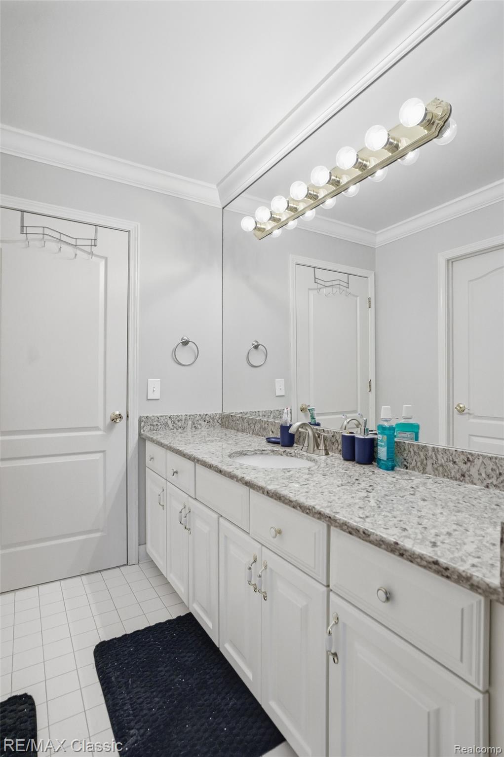 Novi, Michigan, 48374, United States, 4 Bedrooms Bedrooms, ,6 BathroomsBathrooms,Residential,Active,1973284