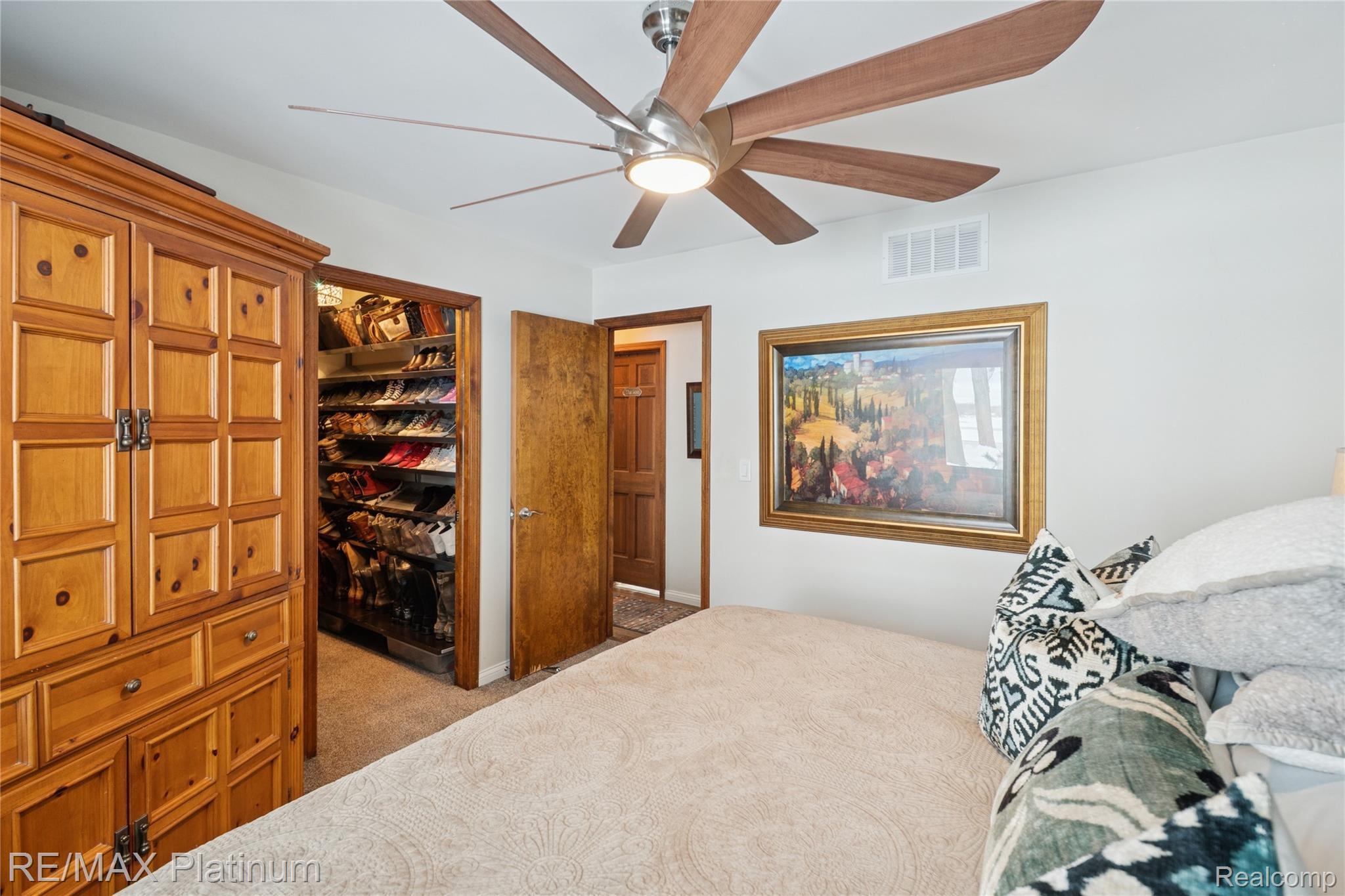 Brighton, Michigan, 48116, United States, 2 Bedrooms Bedrooms, ,2 BathroomsBathrooms,Residential,Active,2007644