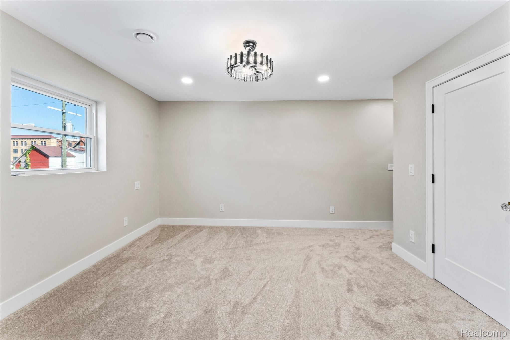 Detroit, Michigan, 48201, United States, 5 Bedrooms Bedrooms, ,6 BathroomsBathrooms,Residential,Active,1963411