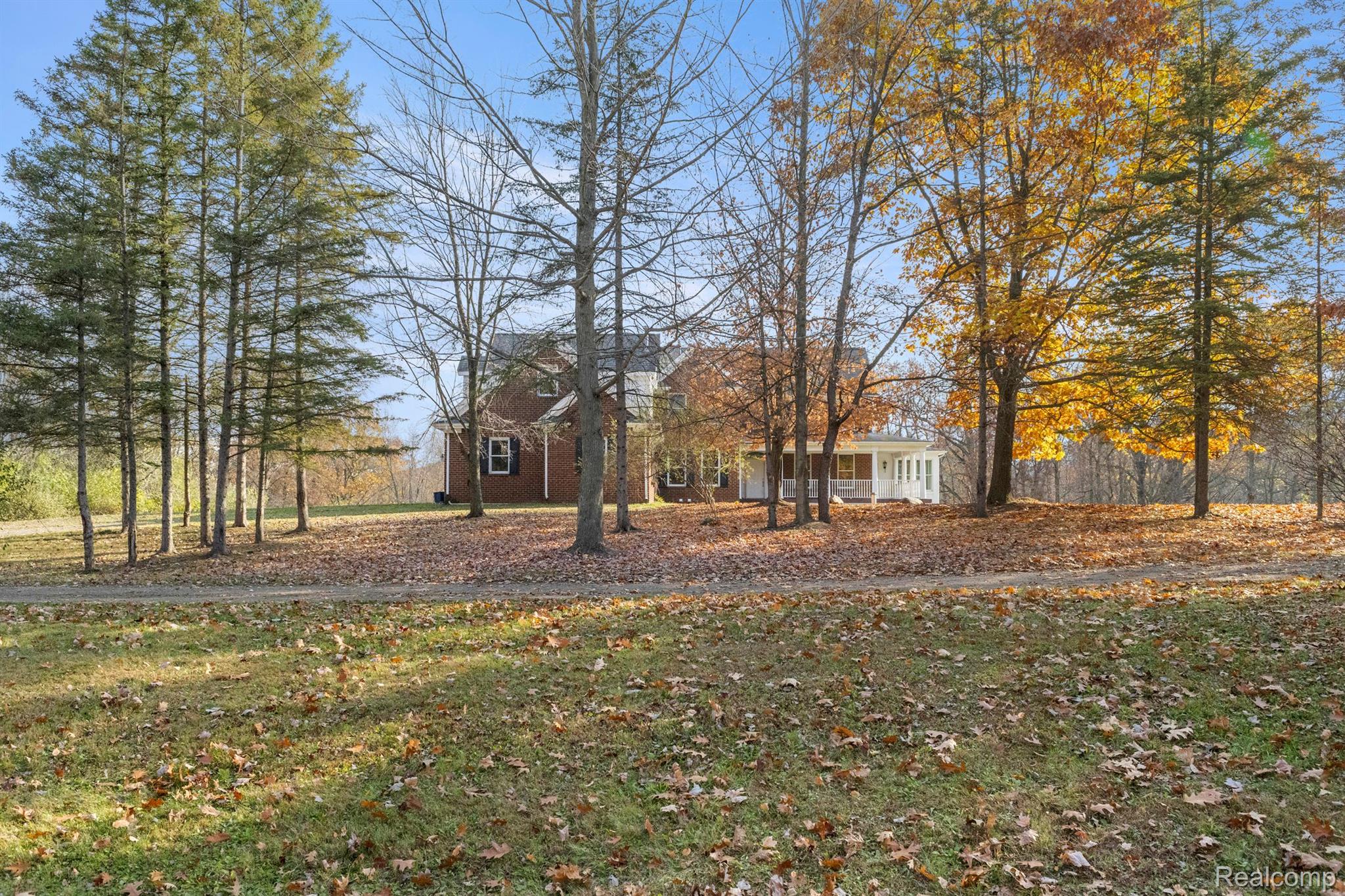 Annarbor, Michigan, 48105, United States, 5 Bedrooms Bedrooms, ,5 BathroomsBathrooms,Residential,Active,1899239