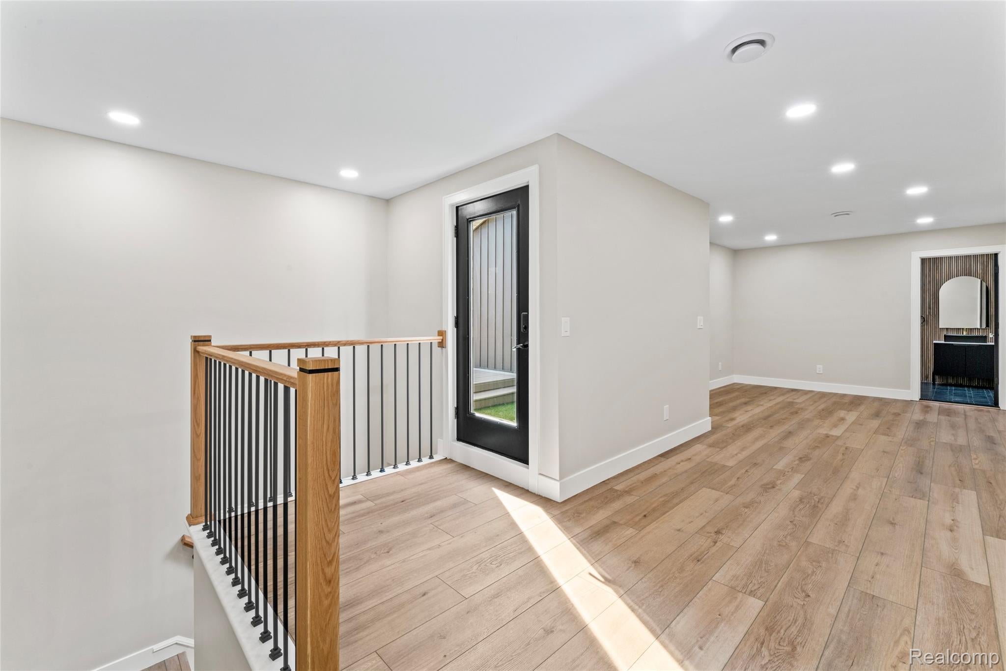 Detroit, Michigan, 48201, United States, 5 Bedrooms Bedrooms, ,6 BathroomsBathrooms,Residential,Active,1963411