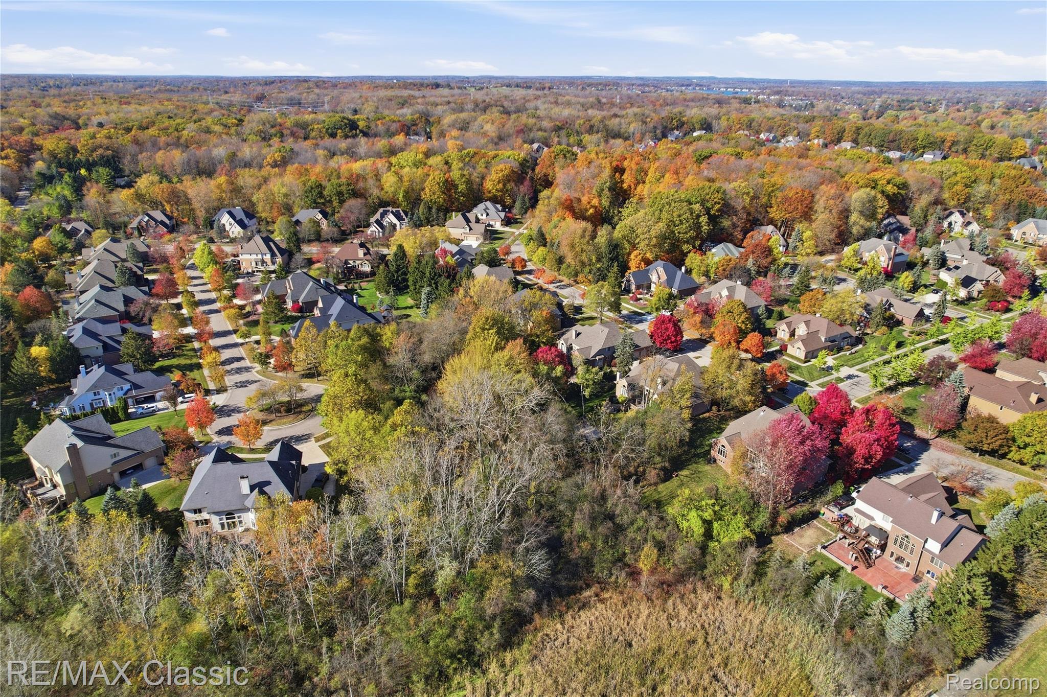 Novi, Michigan, 48374, United States, 4 Bedrooms Bedrooms, ,6 BathroomsBathrooms,Residential,Active,1973284