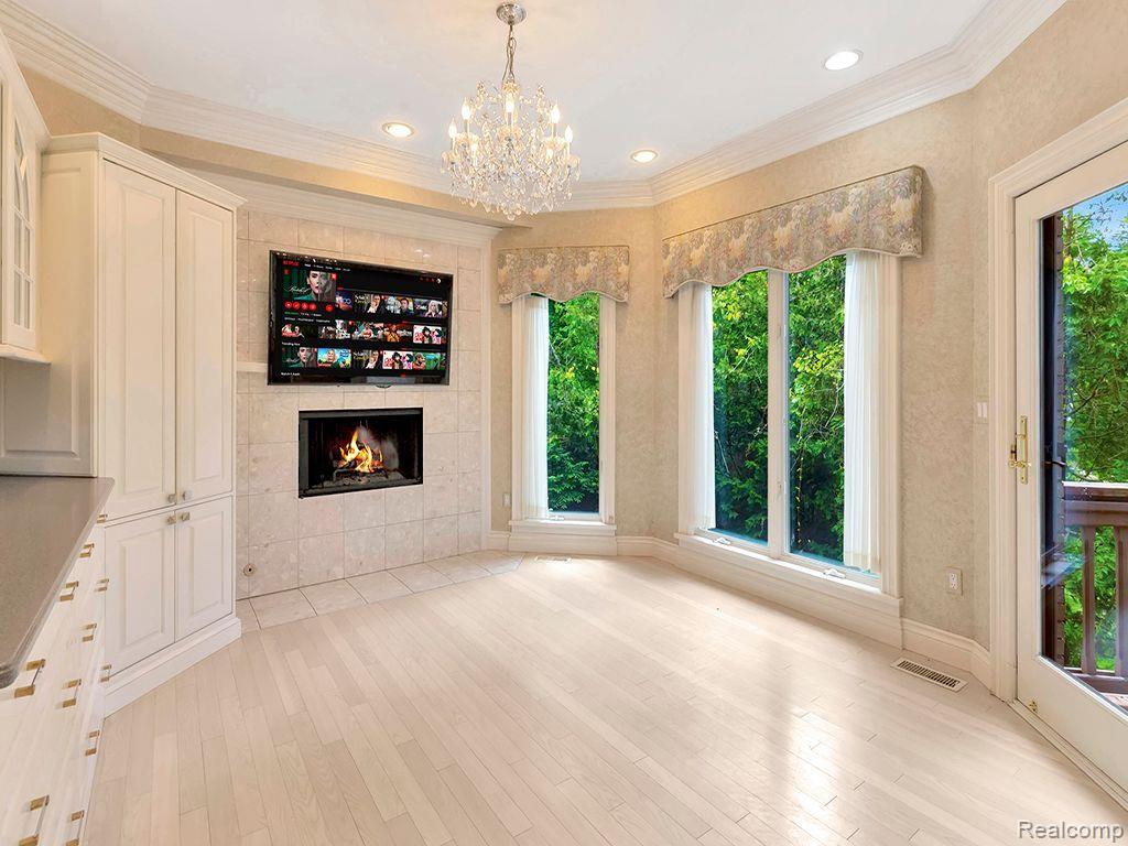 Northville, Michigan, 48167, United States, 6 Bedrooms Bedrooms, ,6 BathroomsBathrooms,Residential,Active,1850675