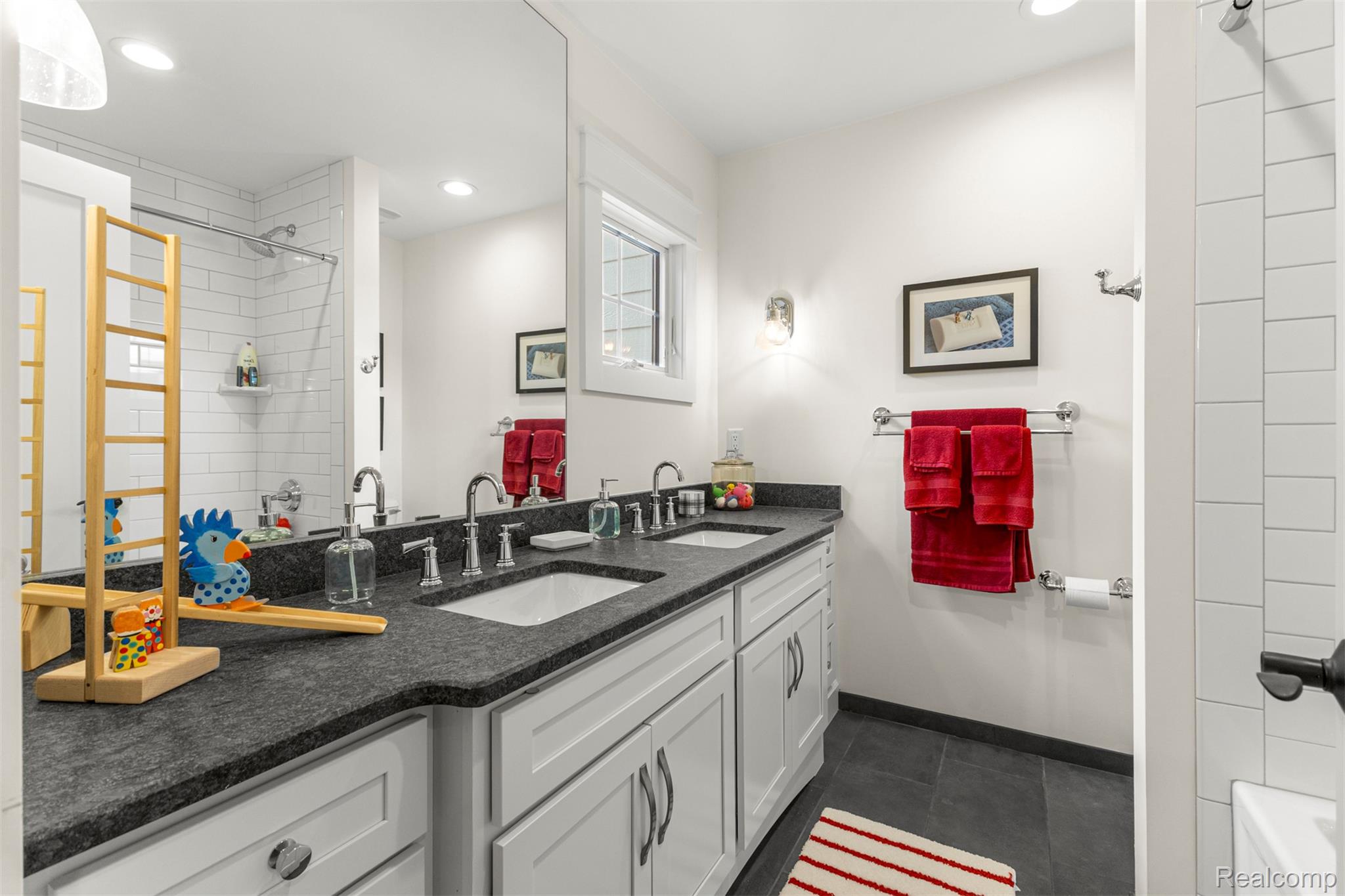 Northville, Michigan, 48168, United States, 5 Bedrooms Bedrooms, ,6 BathroomsBathrooms,Residential,Active,1913964