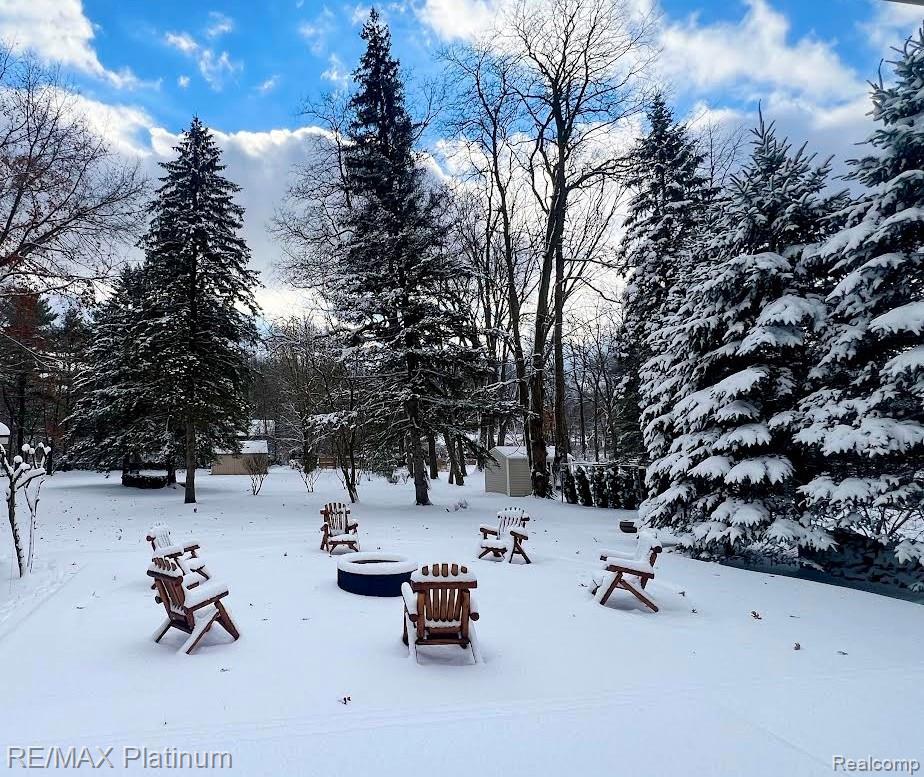 Brighton, Michigan, 48116, United States, 2 Bedrooms Bedrooms, ,2 BathroomsBathrooms,Residential,Active,2007644