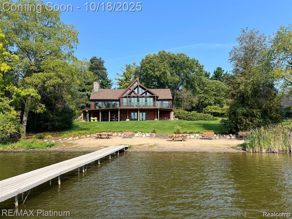 Brighton, Michigan, 48116, United States, 6 Bedrooms Bedrooms, ,7 BathroomsBathrooms,Residential,Active,1965994