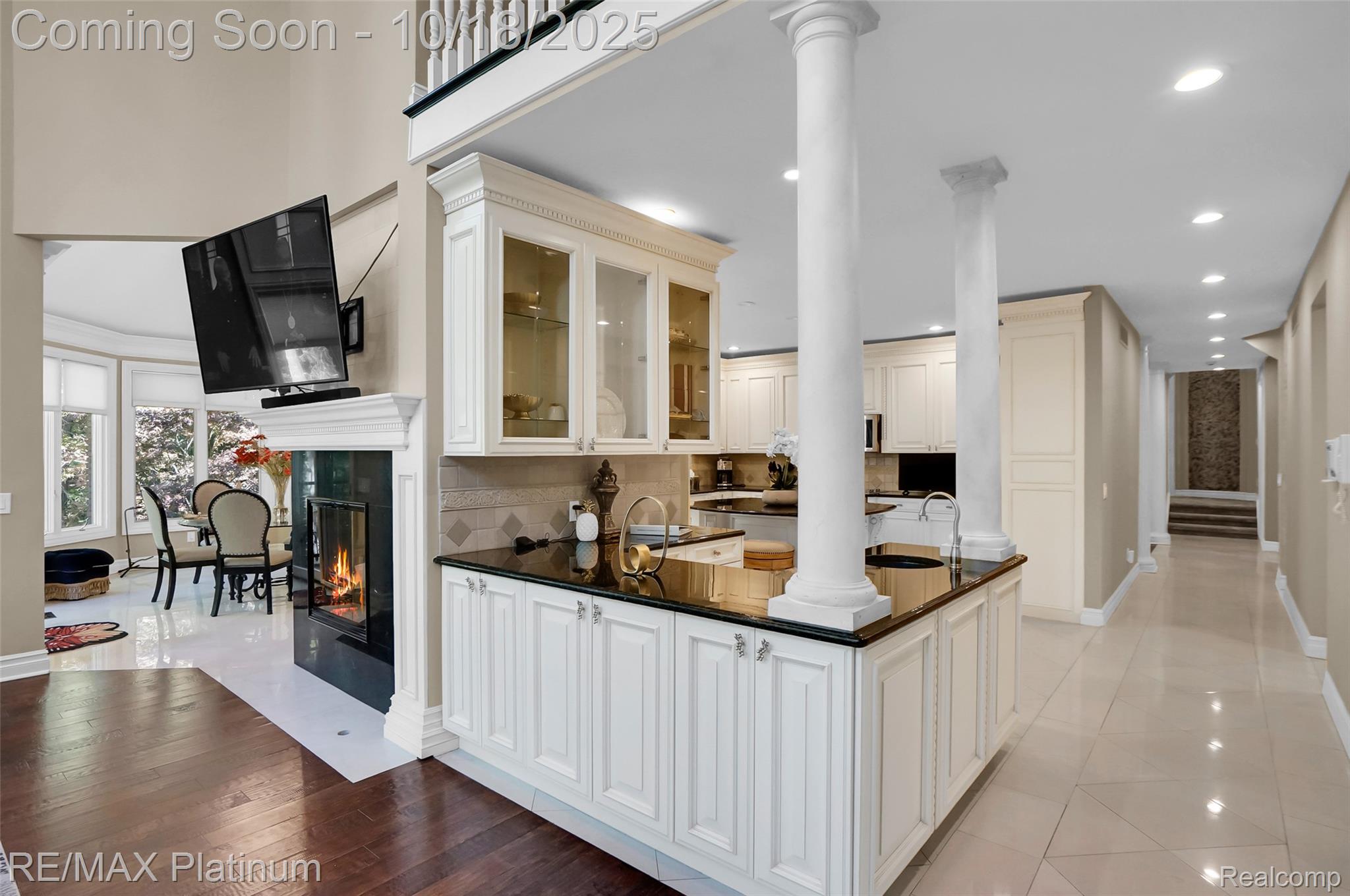 Brighton, Michigan, 48116, United States, 6 Bedrooms Bedrooms, ,7 BathroomsBathrooms,Residential,Active,1965994