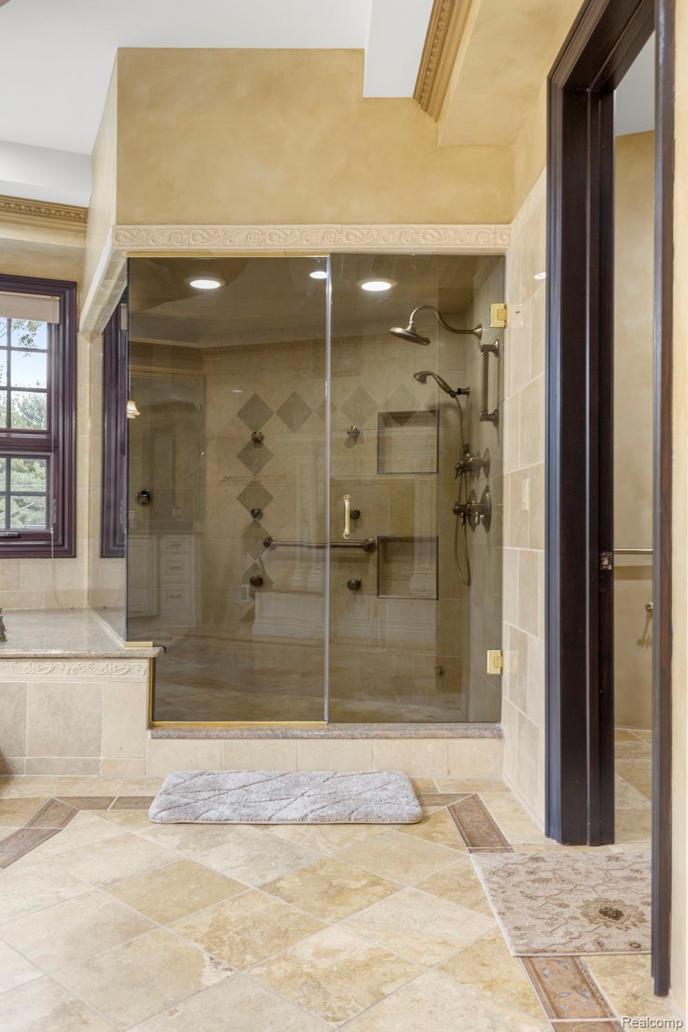 Northville, Michigan, 48168, United States, 9 Bedrooms Bedrooms, ,14 BathroomsBathrooms,Residential,Active,1904136