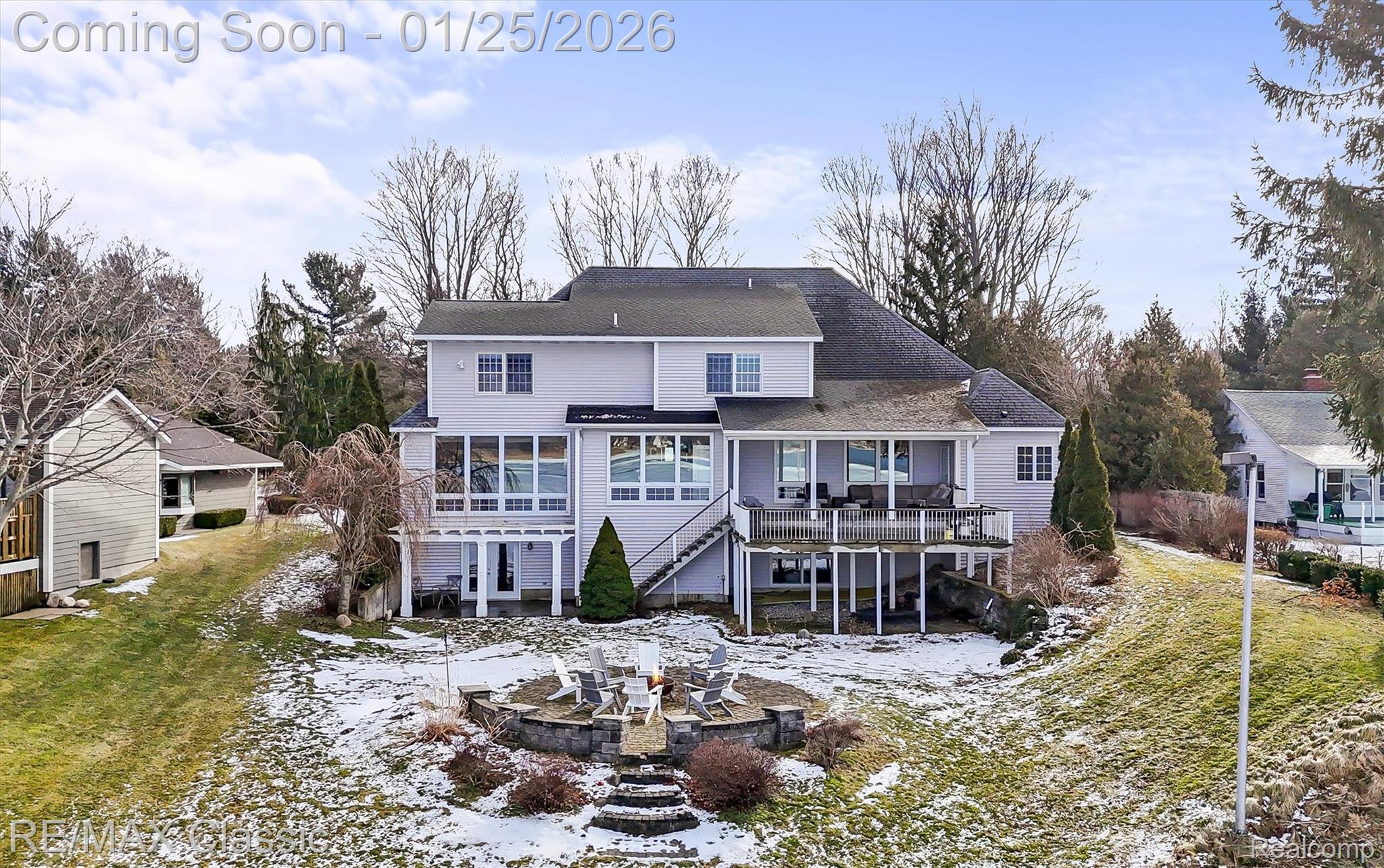 Whitehall, Michigan, 49461, United States, 5 Bedrooms Bedrooms, ,6 BathroomsBathrooms,Residential,Active,2012808