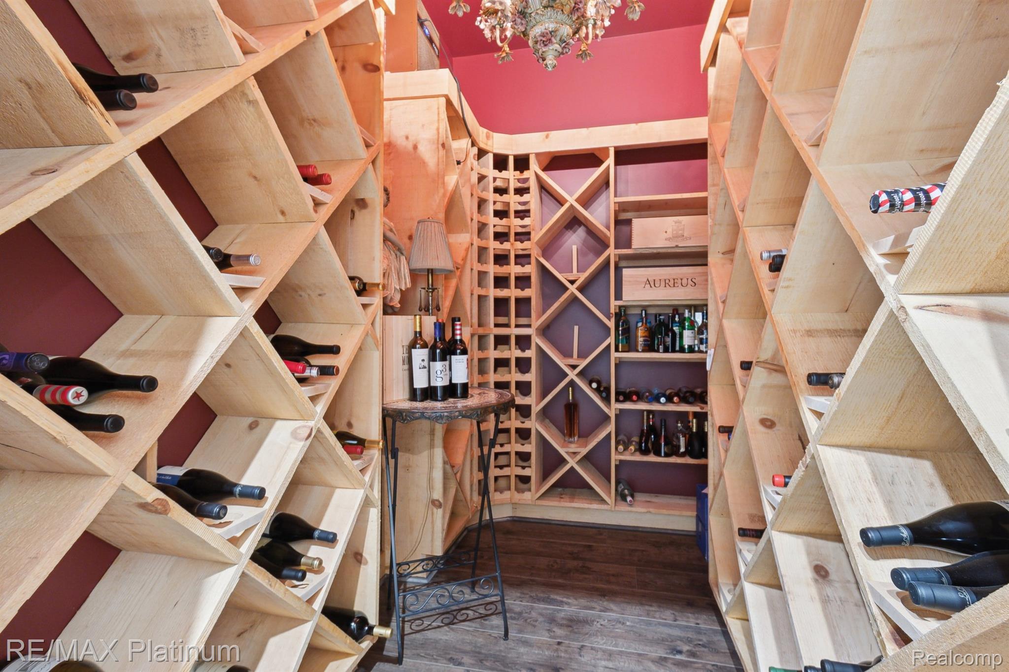 Pinckney, Michigan, 48169, United States, 5 Bedrooms Bedrooms, ,7 BathroomsBathrooms,Residential,Active,2014605