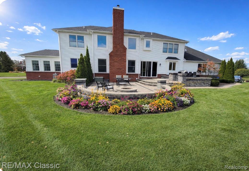 Milford, Michigan, 48380, United States, 5 Bedrooms Bedrooms, ,6 BathroomsBathrooms,Residential,Active,2015845