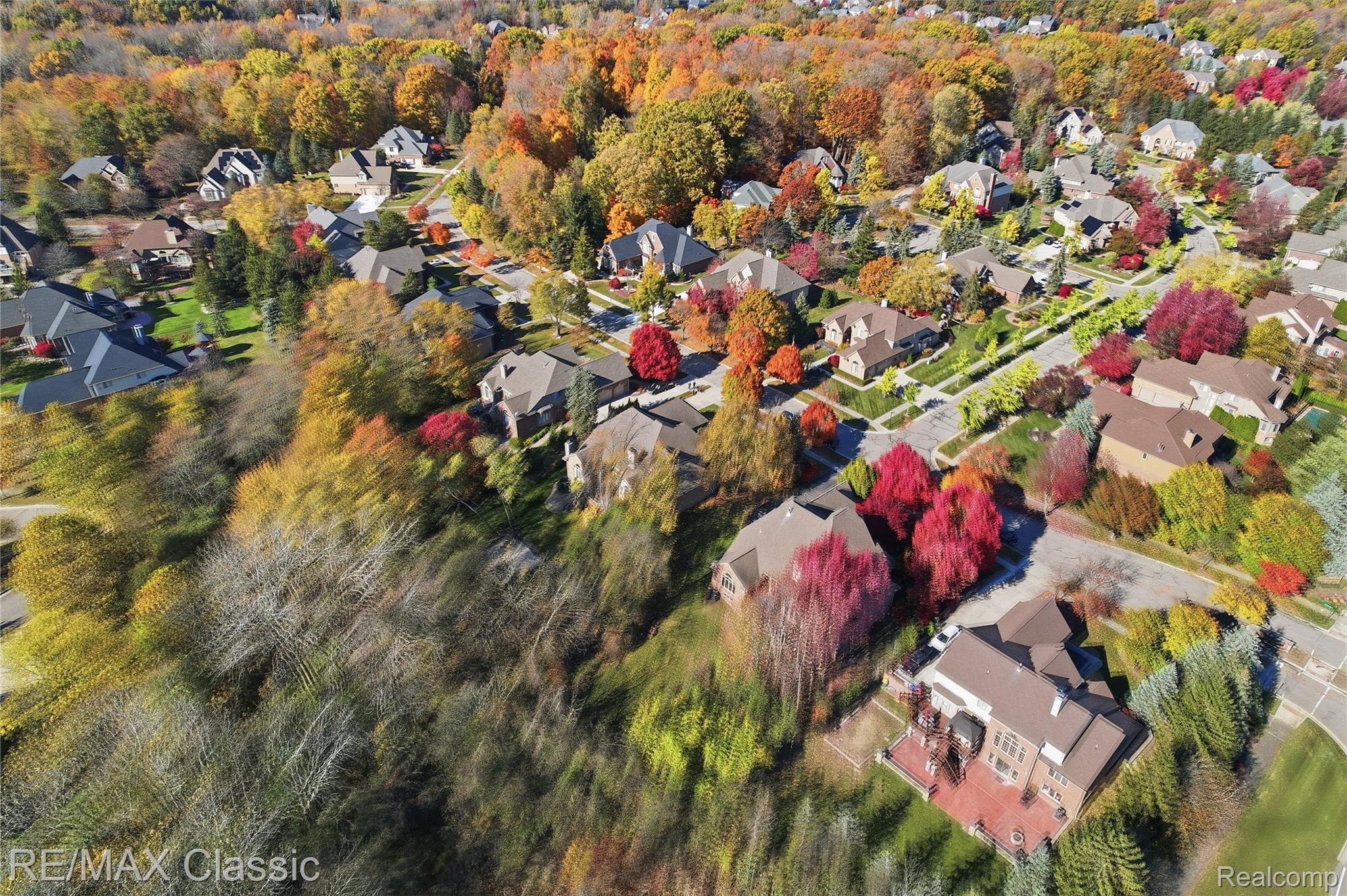 Novi, Michigan, 48374, United States, 4 Bedrooms Bedrooms, ,6 BathroomsBathrooms,Residential,Active,1973284