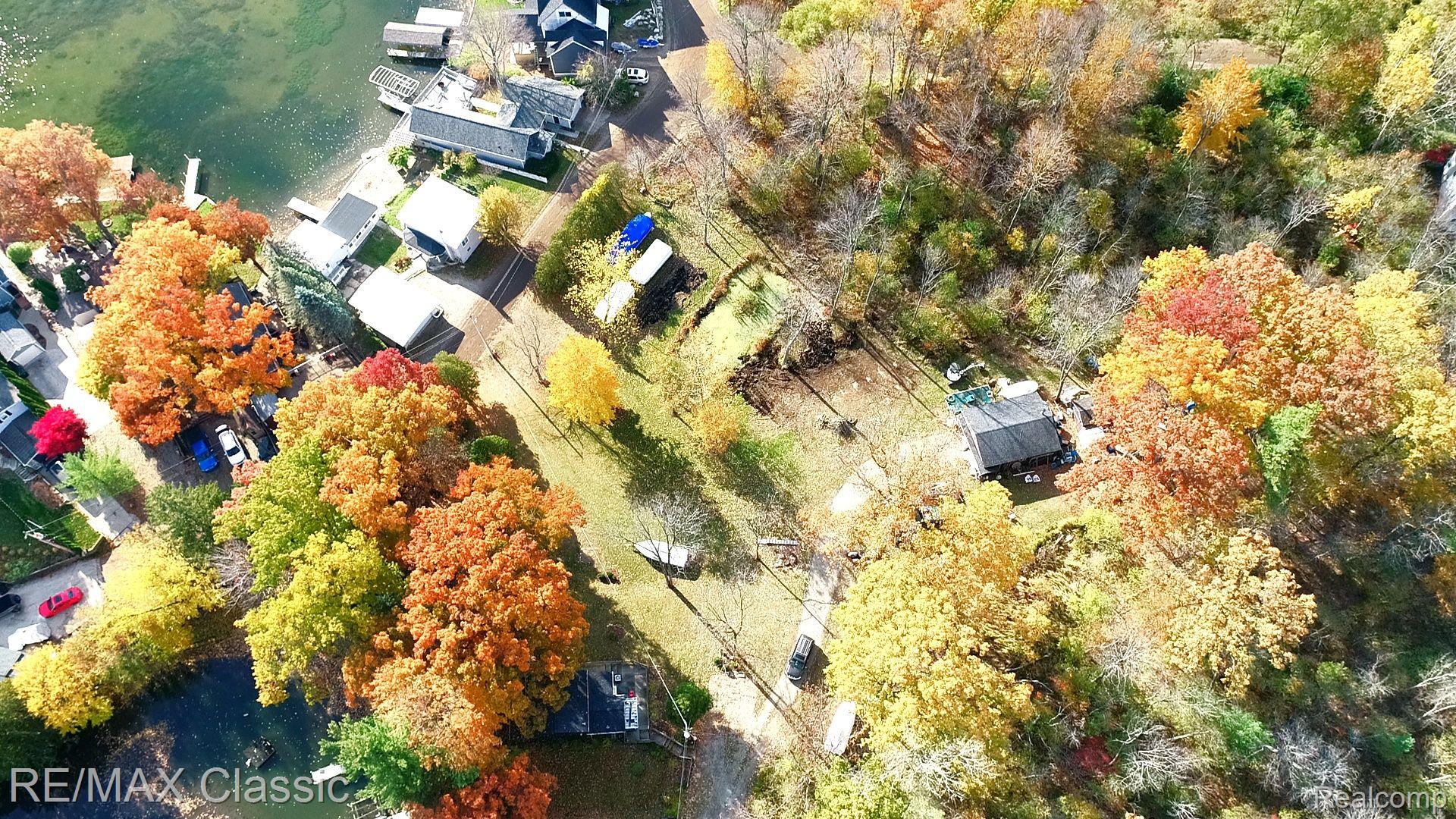 Lakeorion, Michigan, 48362, United States, 2 Bedrooms Bedrooms, ,2 BathroomsBathrooms,Residential,Active,1894599