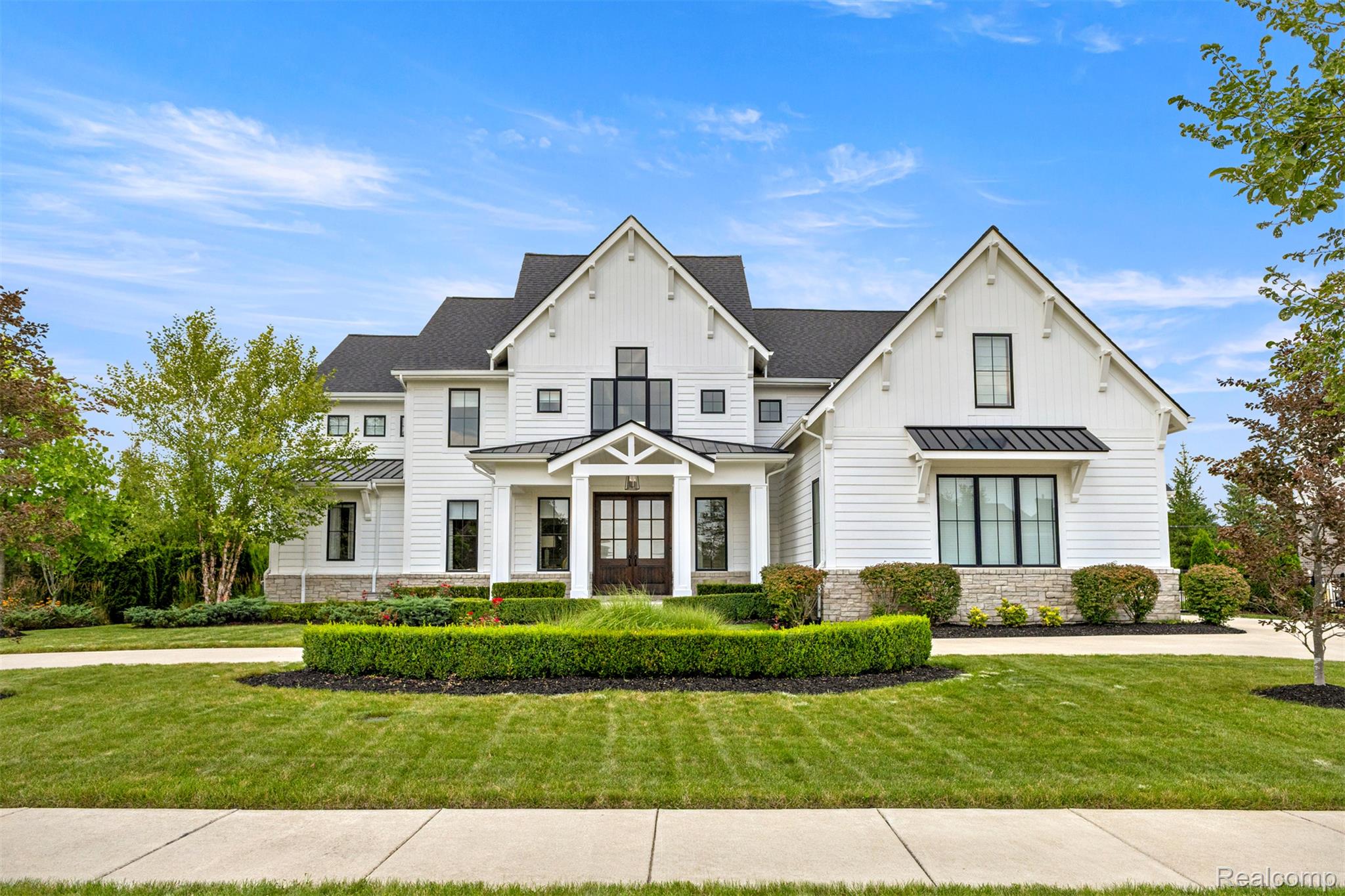 Northville, Michigan, 48168, United States, 5 Bedrooms Bedrooms, ,6 BathroomsBathrooms,Residential,Active,1913964