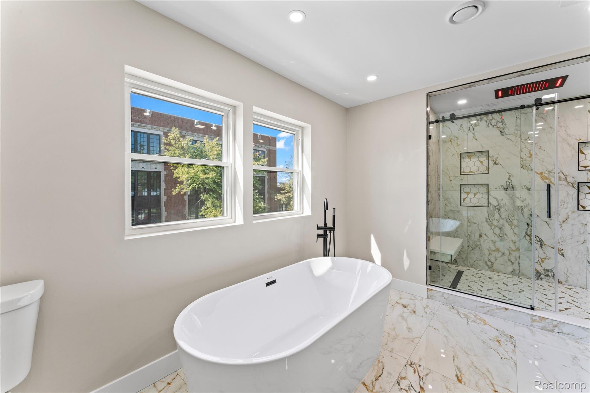 Detroit, Michigan, 48201, United States, 5 Bedrooms Bedrooms, ,6 BathroomsBathrooms,Residential,Active,1963411