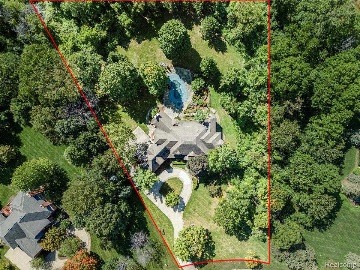 Rochester, Michigan, 48306, United States, 5 Bedrooms Bedrooms, ,6 BathroomsBathrooms,Residential,Active,2009426