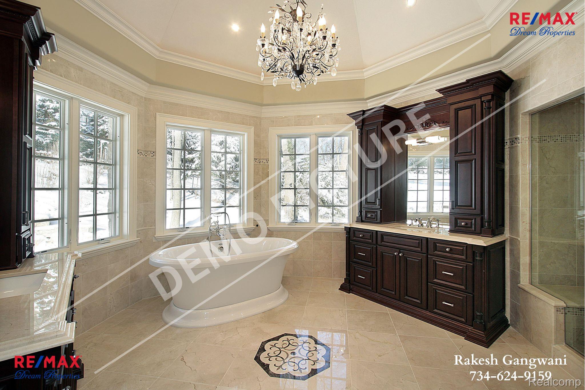 Beverlyhills, Michigan, 48025, United States, 3 Bedrooms Bedrooms, ,3 BathroomsBathrooms,Residential,Active,1997591