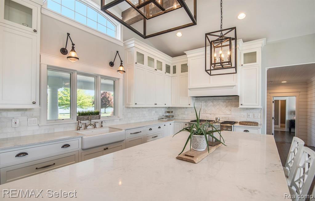 Fenton, Michigan, 48430, United States, 4 Bedrooms Bedrooms, ,4 BathroomsBathrooms,Residential,Active,2015817