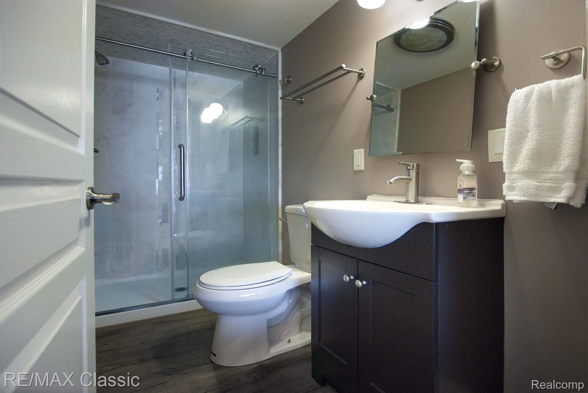 Wolverinelake, Michigan, 48390, United States, ,4 BathroomsBathrooms,Residential,Active,1831819