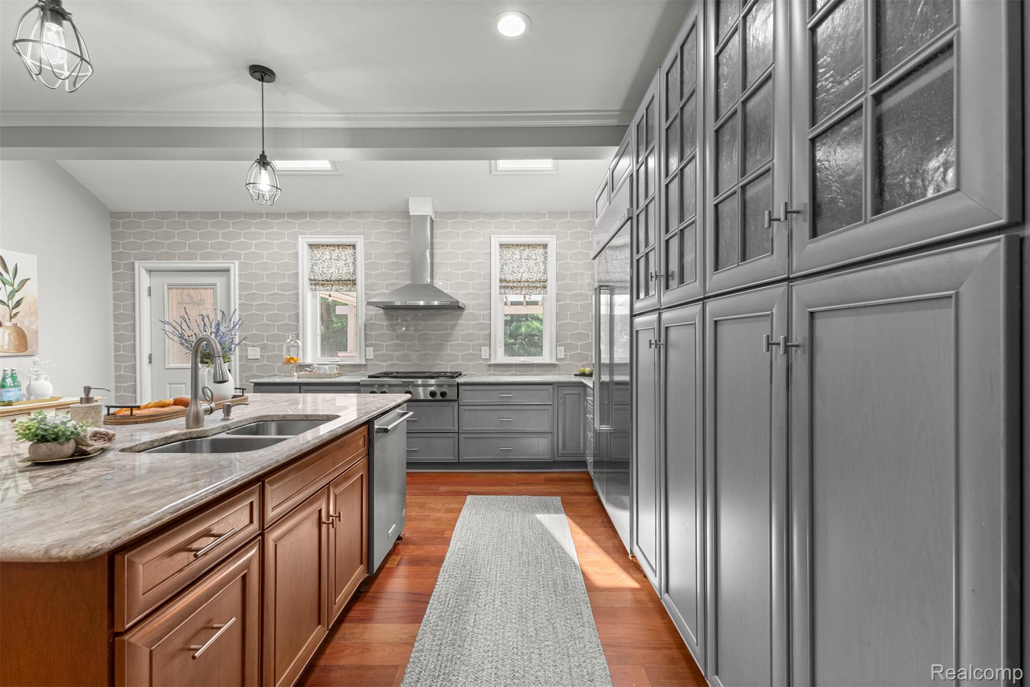 Northville, Michigan, 48167, United States, 5 Bedrooms Bedrooms, ,6 BathroomsBathrooms,Residential,Active,1905093