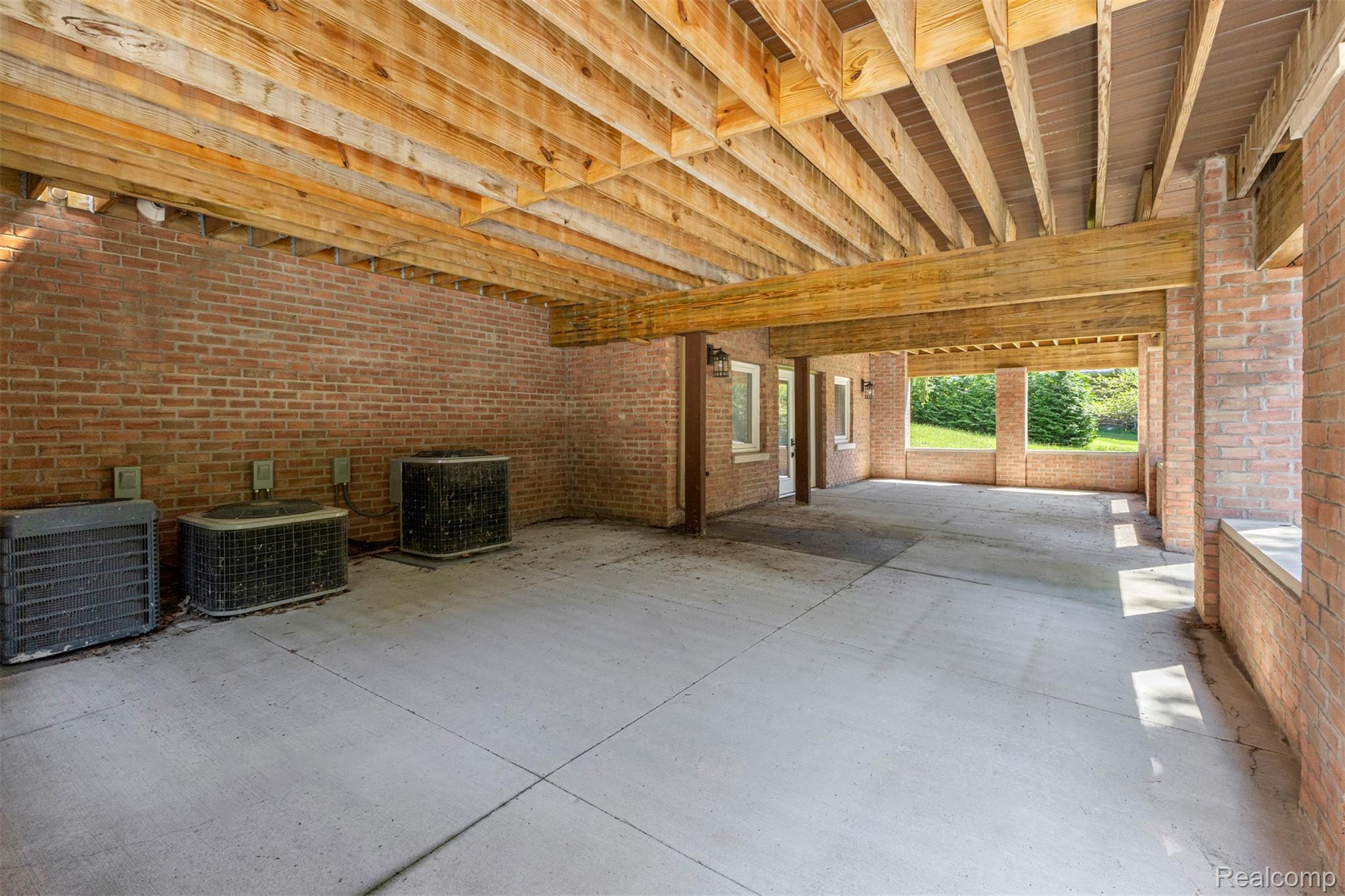 Northville, Michigan, 48167, United States, 5 Bedrooms Bedrooms, ,6 BathroomsBathrooms,Residential,Active,1905093
