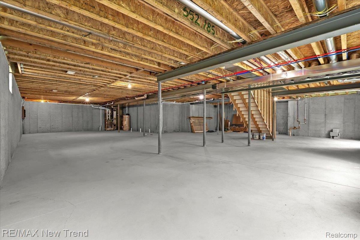 Farmingtonhills, Michigan, 48336, United States, 5 Bedrooms Bedrooms, ,5 BathroomsBathrooms,Residential,Active,2007982